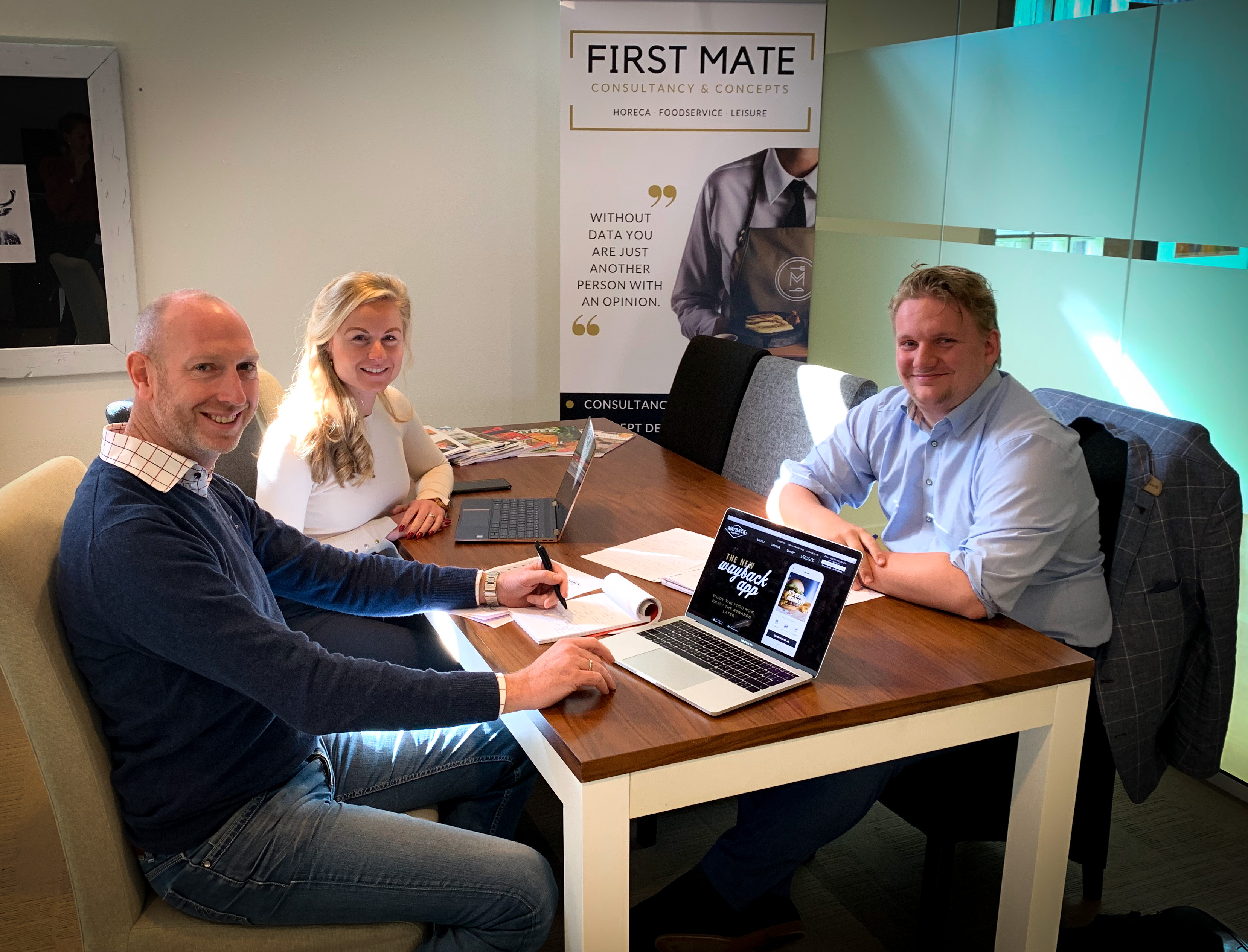Michiel van Noort,
Daniëlle Leeman (beiden van First Mate) en Stefan Boers (Wayback Burgers). 
