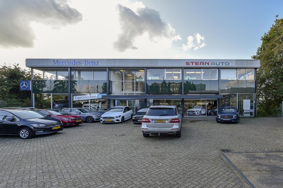 Het garagepand aan de Ouderkerkerlaan 150 in Amstelveen