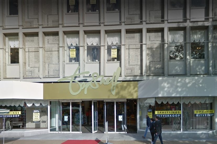 Het voormalige V&D in de binnenstad van  Groningen
