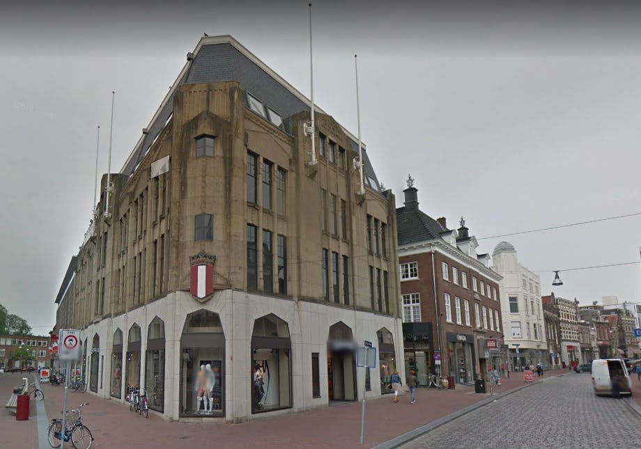Het Lindershuis en nabije omgeving in Dordrecht. Foto: Google Maps