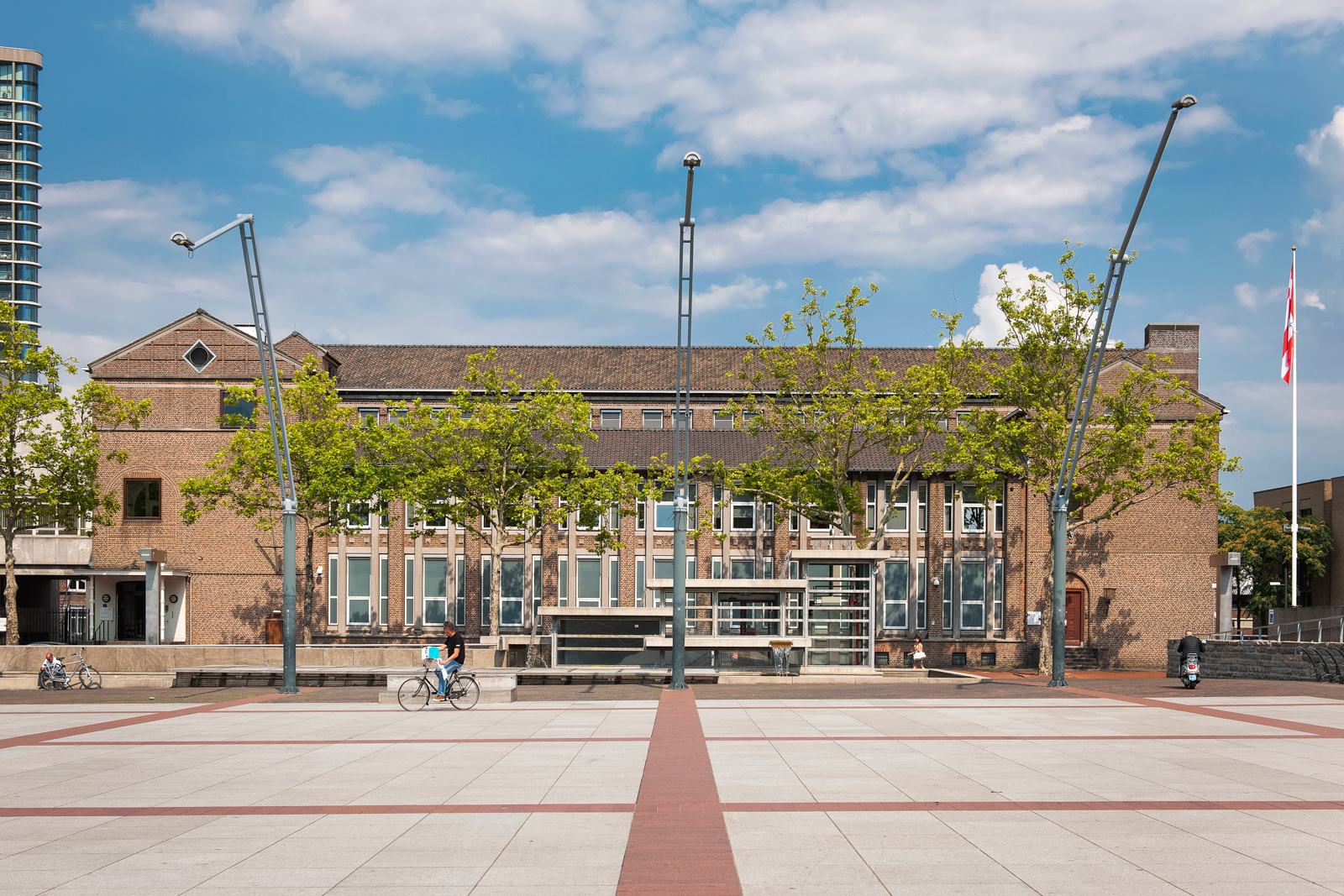 Het object aan het Stadhuisplein 4 in het centrum van Eindhoven.