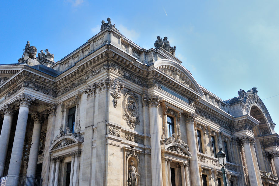 De vasthoek van Euronext Brussels groeit en bloeit.