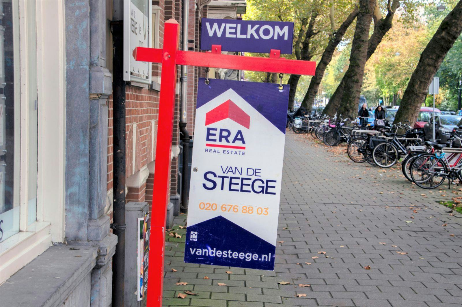 Coronacrisis: krapte als buffer in woningmarkten Amsterdam en Utrecht