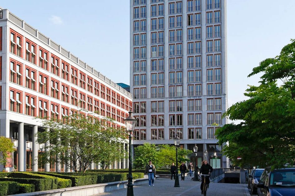 De Colonel - Stationsplein Maastricht