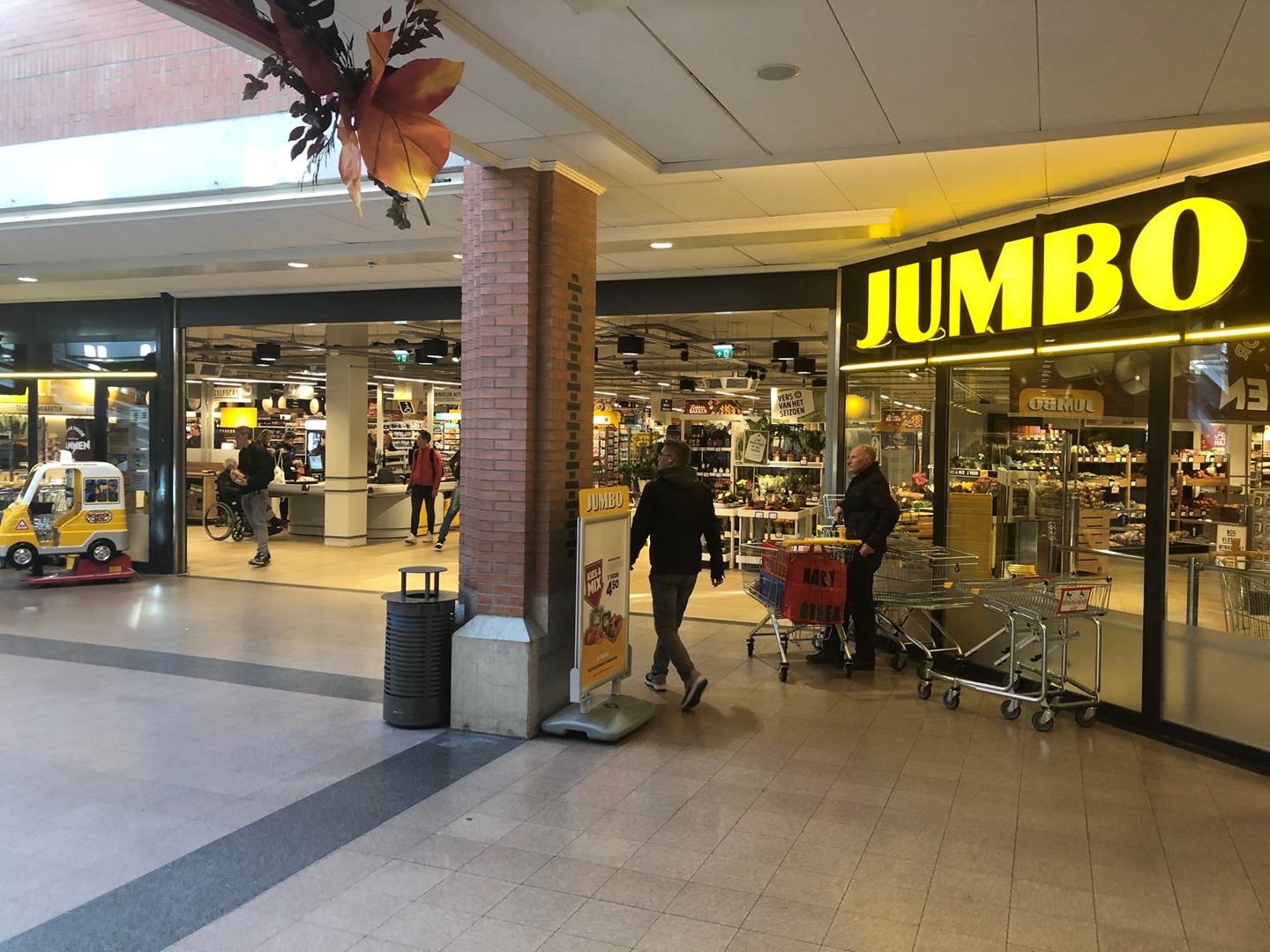 Winkelcentrum De Laverije in Rijen