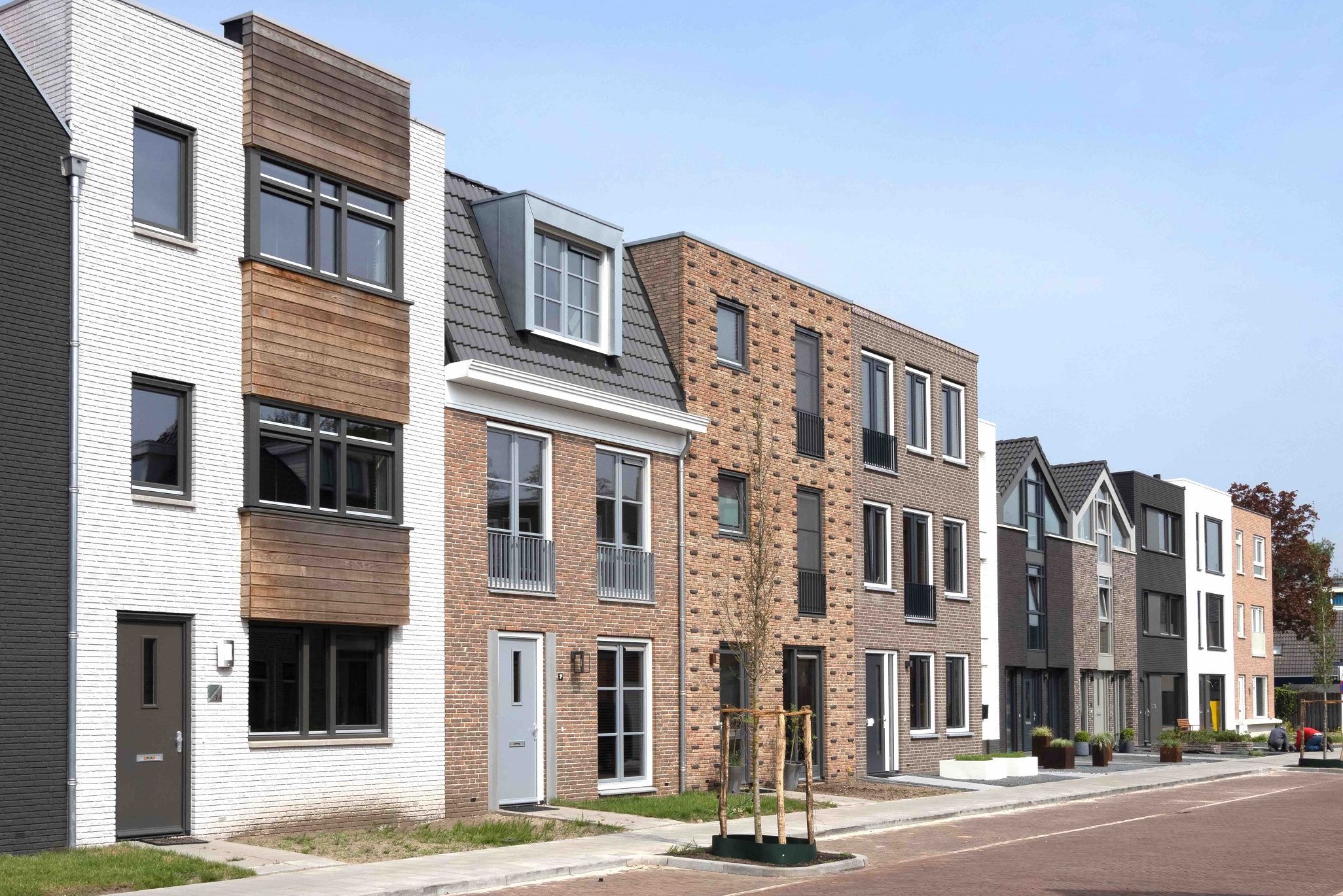 Leg dakterrassen, balkons en tuinen dwingend op