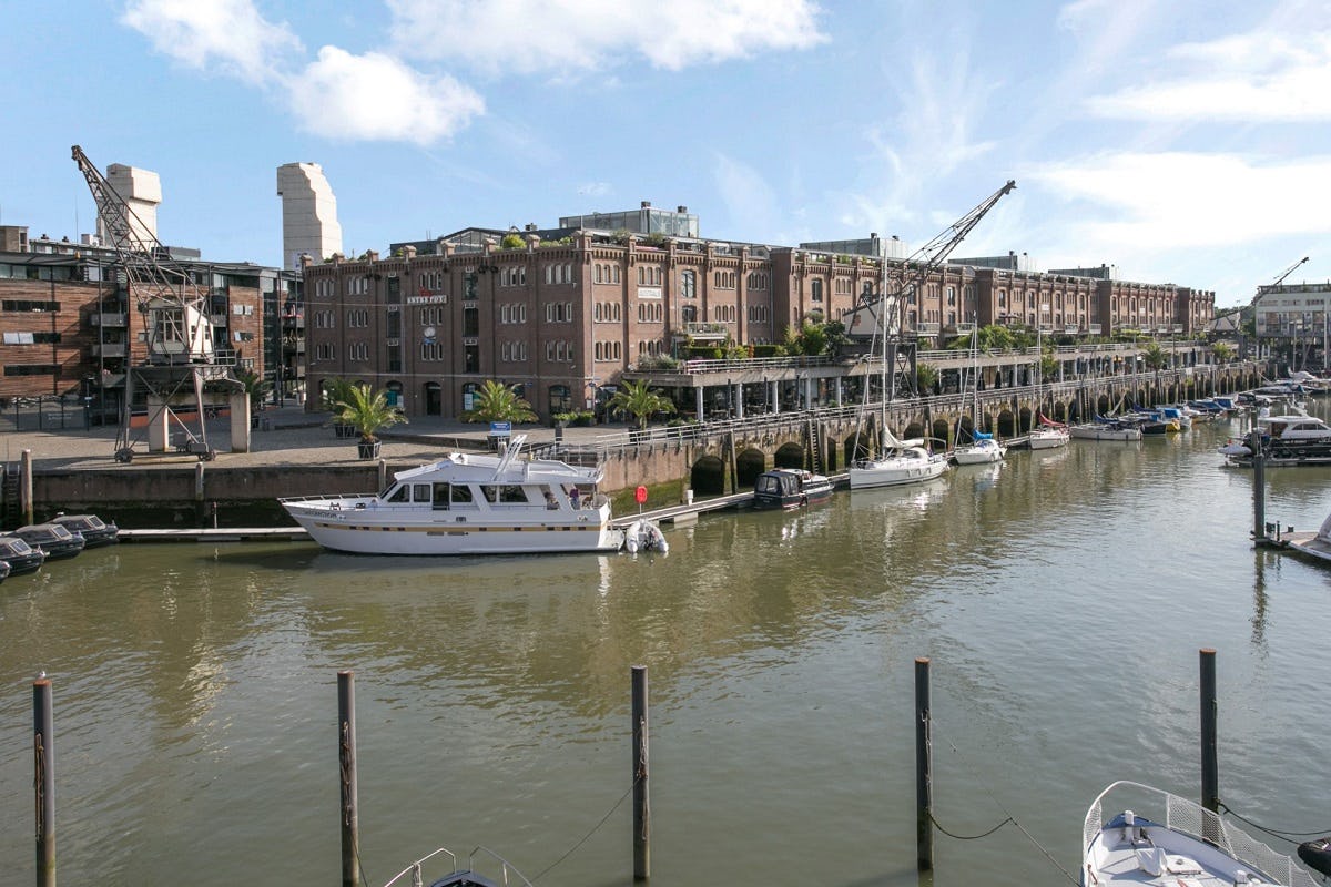 Het Entrepotgebouw in Rotterdam