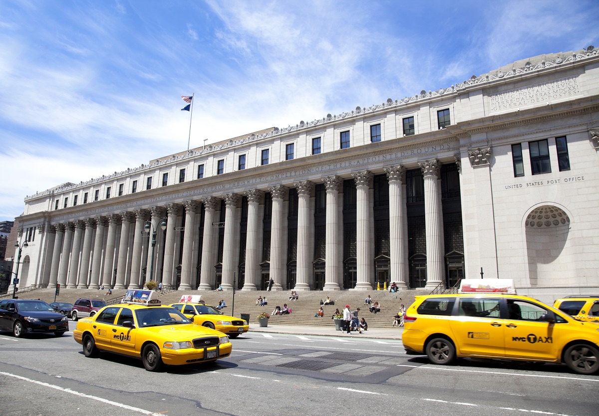 Het James Farley Post Office stond vroeger bekend als het enige postkantoor in NYC dat 24 uur per dag open was