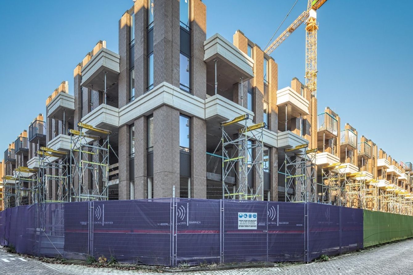 Bouw nieuw woonzorgcomplex in monumentale kerk door De Nieuwe Plantage VOF.