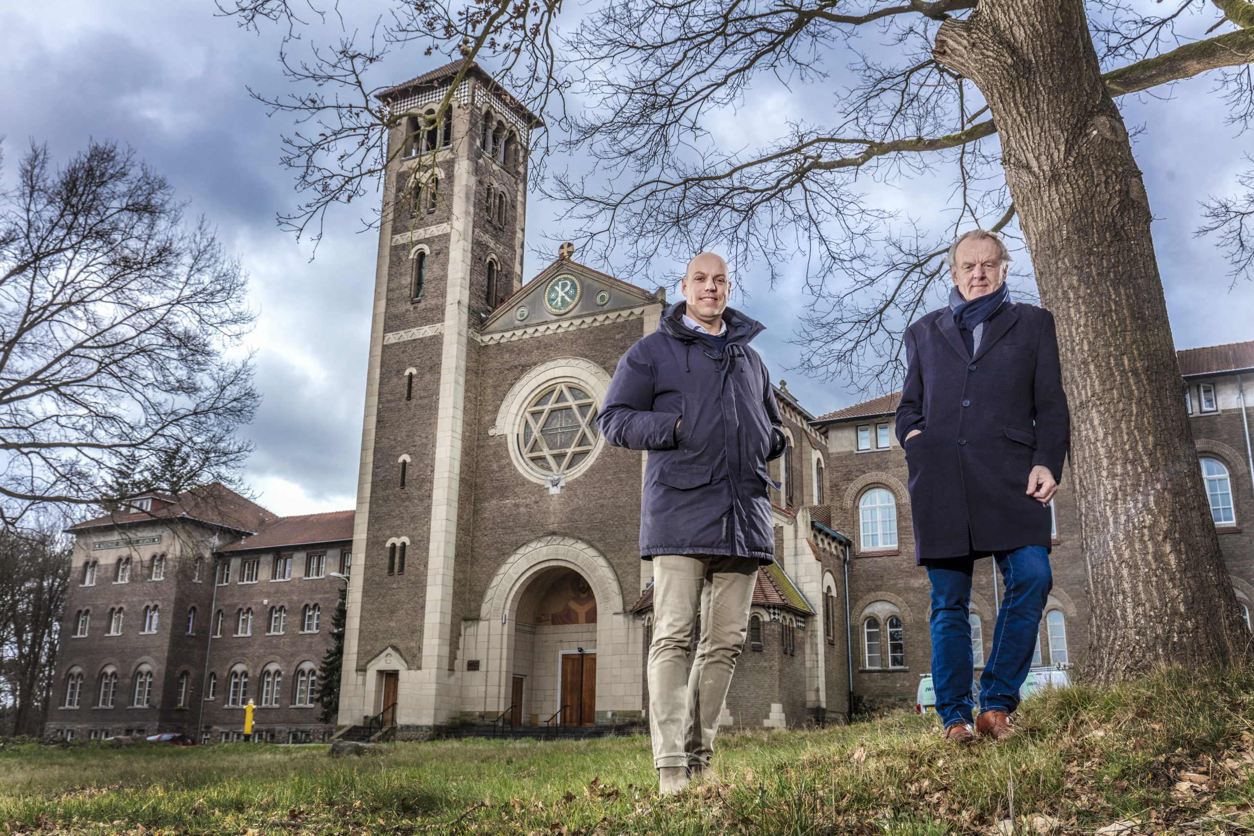 Ruud Hendriks (rechts) en zijn zoon Rob zijn naar eigen zeggen met hart en ziel verbonden aan de stad Nijmegen.  Foto: Jeroen Liebers Studio 38c