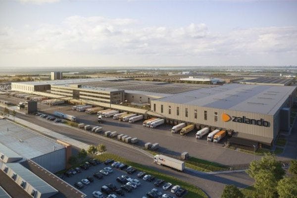 Het Zalando-dc in Bleiswijk valt met 140.000 m2 duidelijk in de categorie mega dc's . 