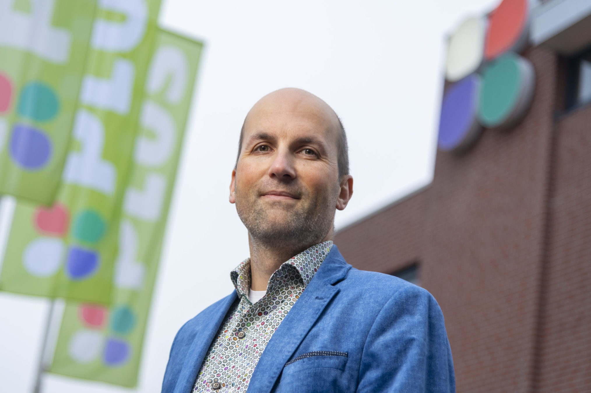 Björn Bertrand, Supermarkt Plus