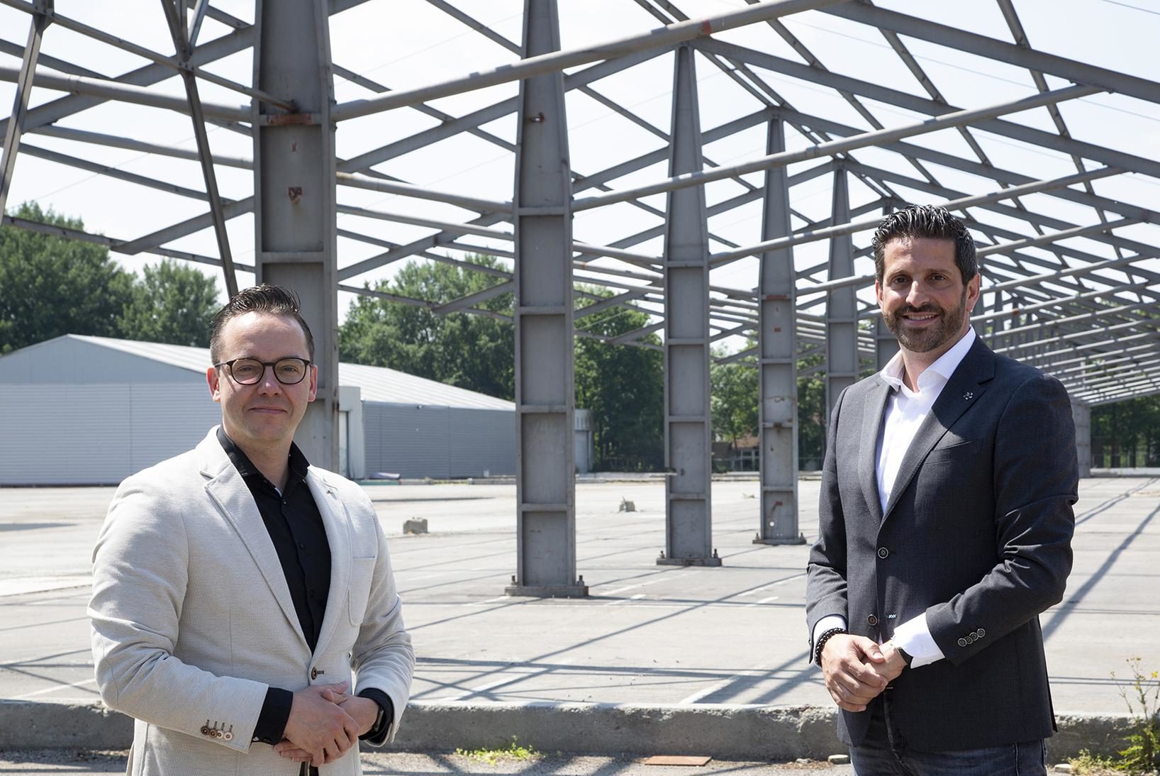 Links wethouder Erwin Boom, rechts JPO-directeur Gard Stals 