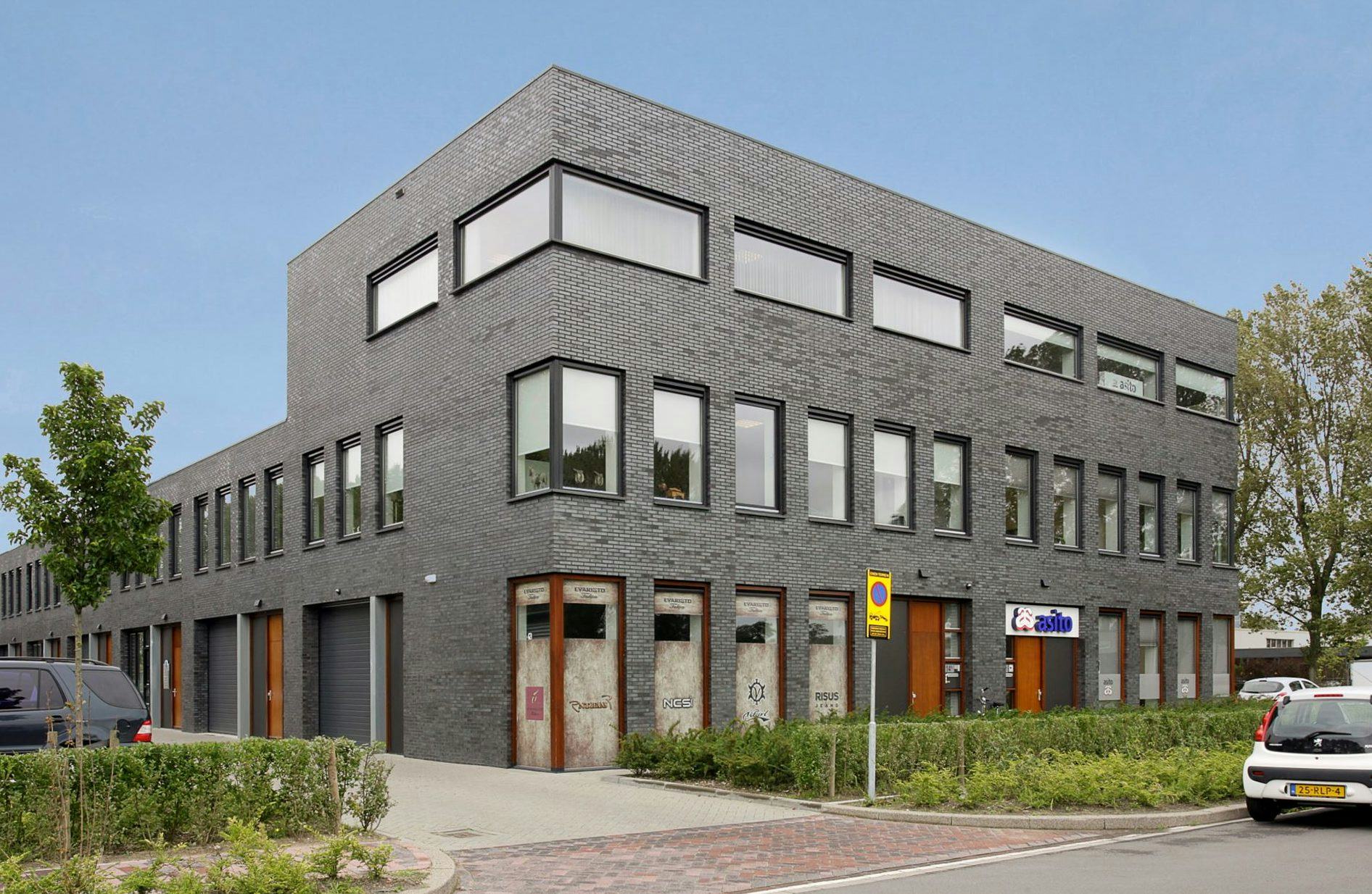 Een van de overgenomen panden in Alkmaar.