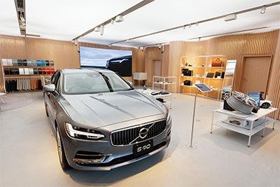 Volvo opent showroom aan de Meent 96 in Rotterdam