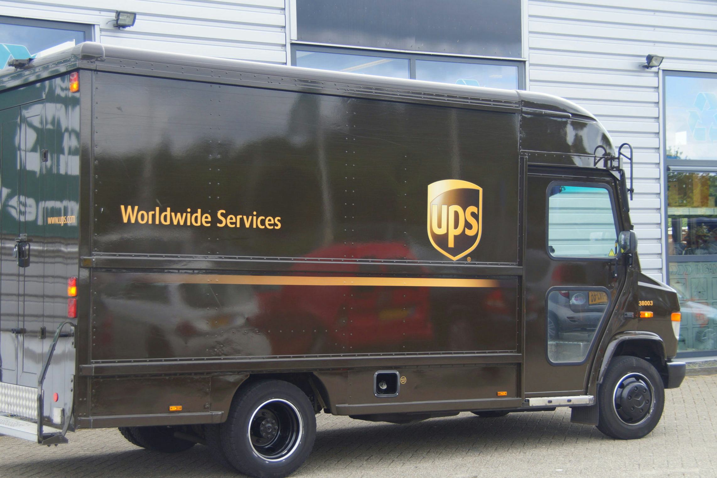 Pakketbezorger UPS profiteert van prijsverhogingen