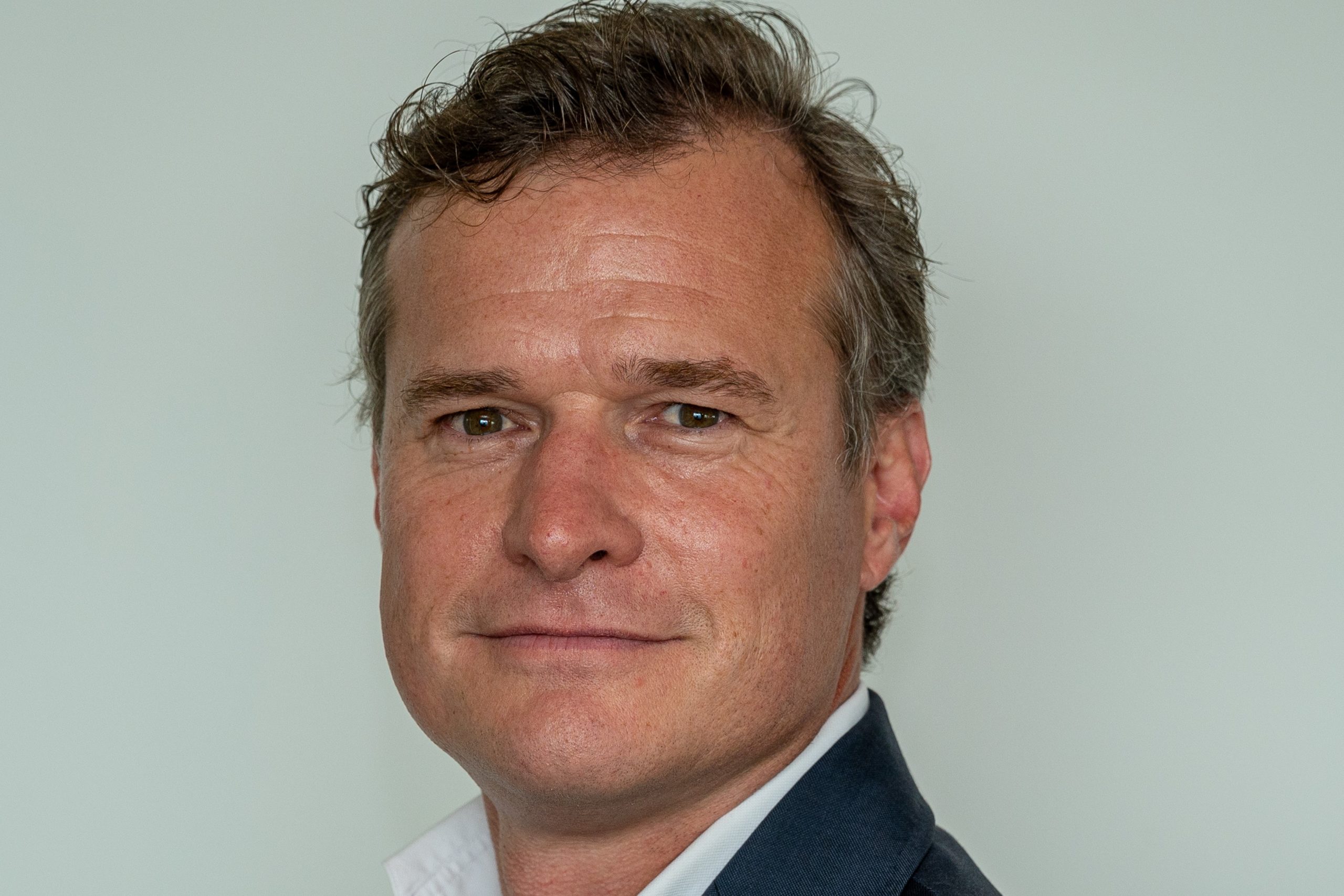 Amsterdam,Portret van medewerker van Boelens de Gruyter Derek Foto's Richard Mouw tav:Didi Dolman