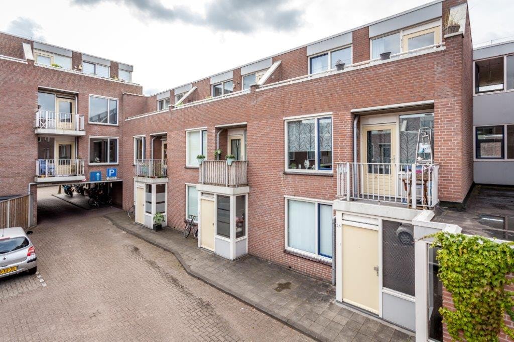 Een complex met 53 woningen aan de Trouwlaan in Tilburg dat ook werd verkocht. 