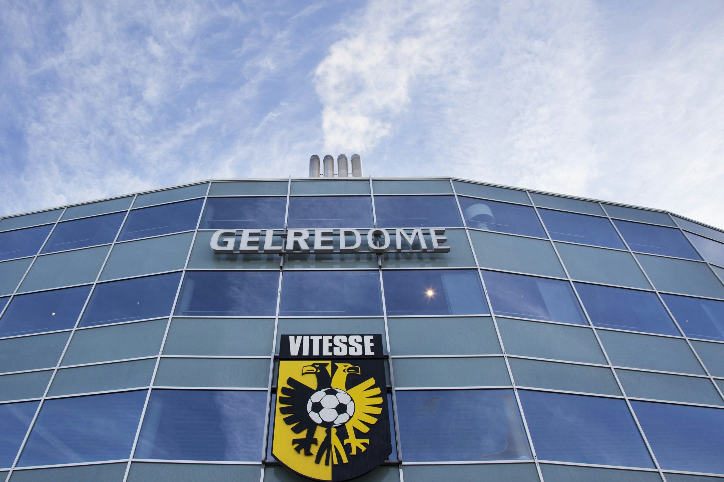 GelreDome-eigenaar Michael van de Kuit wil Vitesse kopen