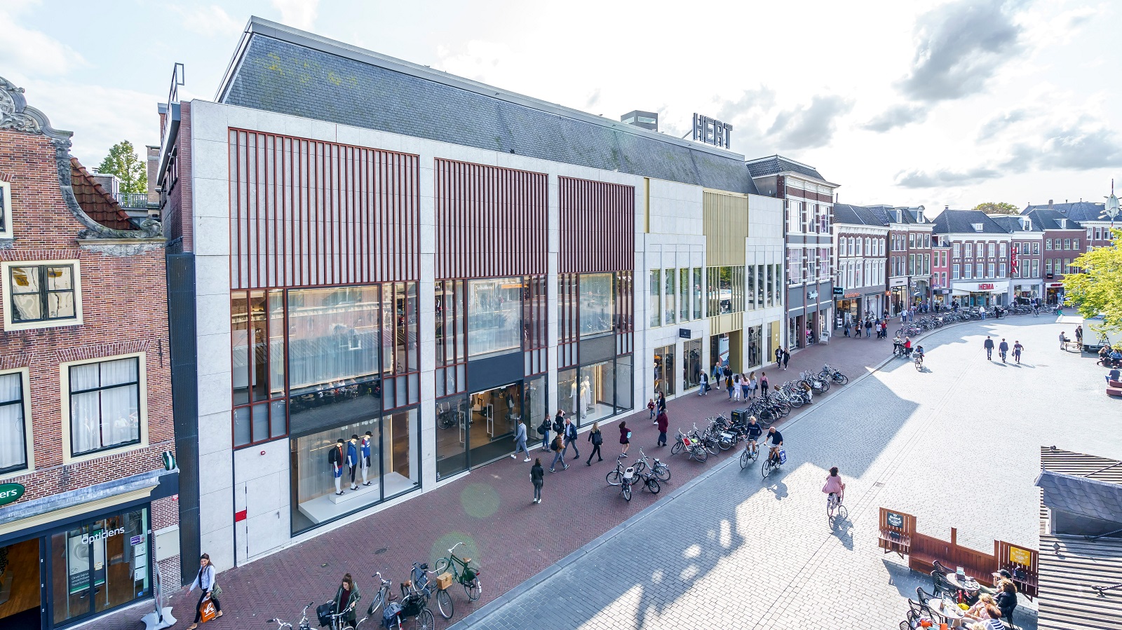 Cotton Club opent nieuwe winkel in centrum van Leeuwarden