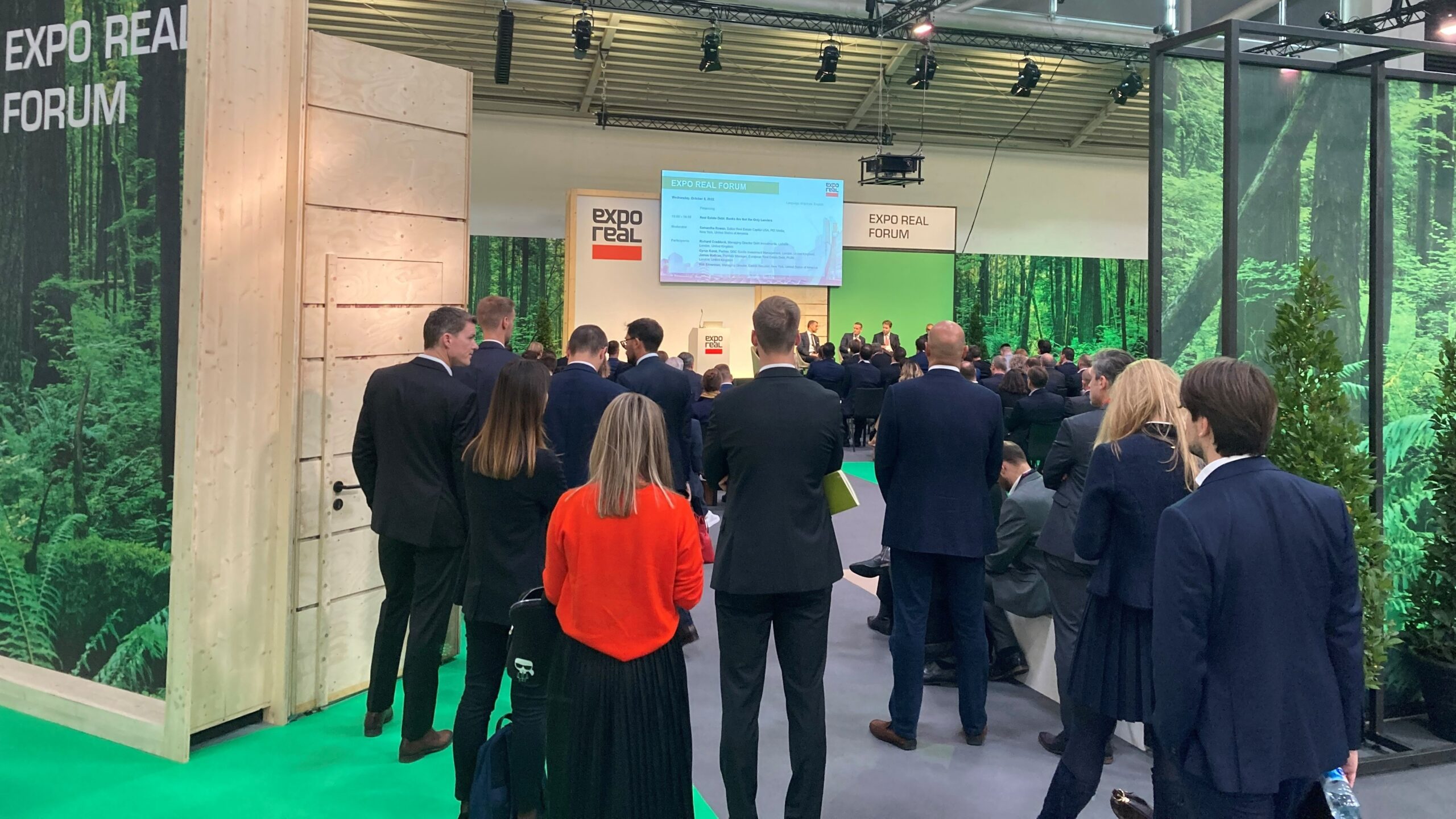 Forumdiscussies over de gevolgen van de oplopende rente en inflatie werden op de Expo Real in München dit jaar druk bezocht. 