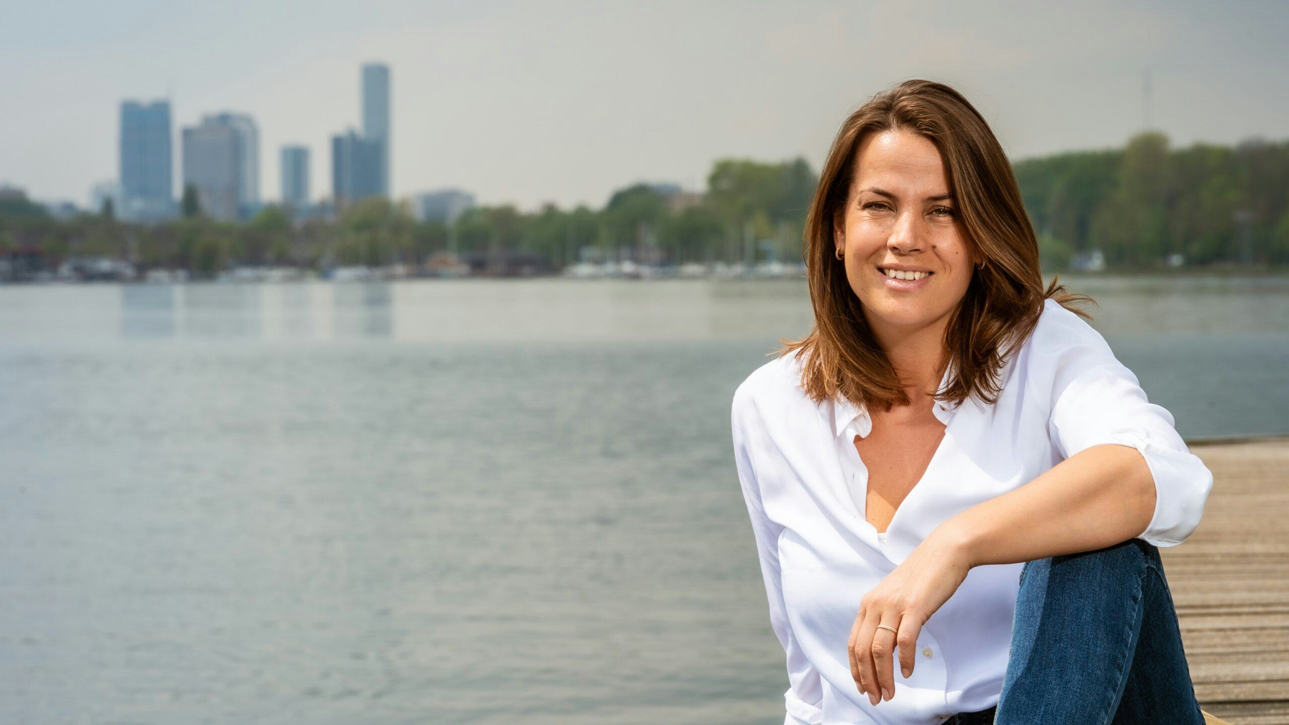 Esther Dekker heeft 78 panden met compagnons in de regio Rotterdam.