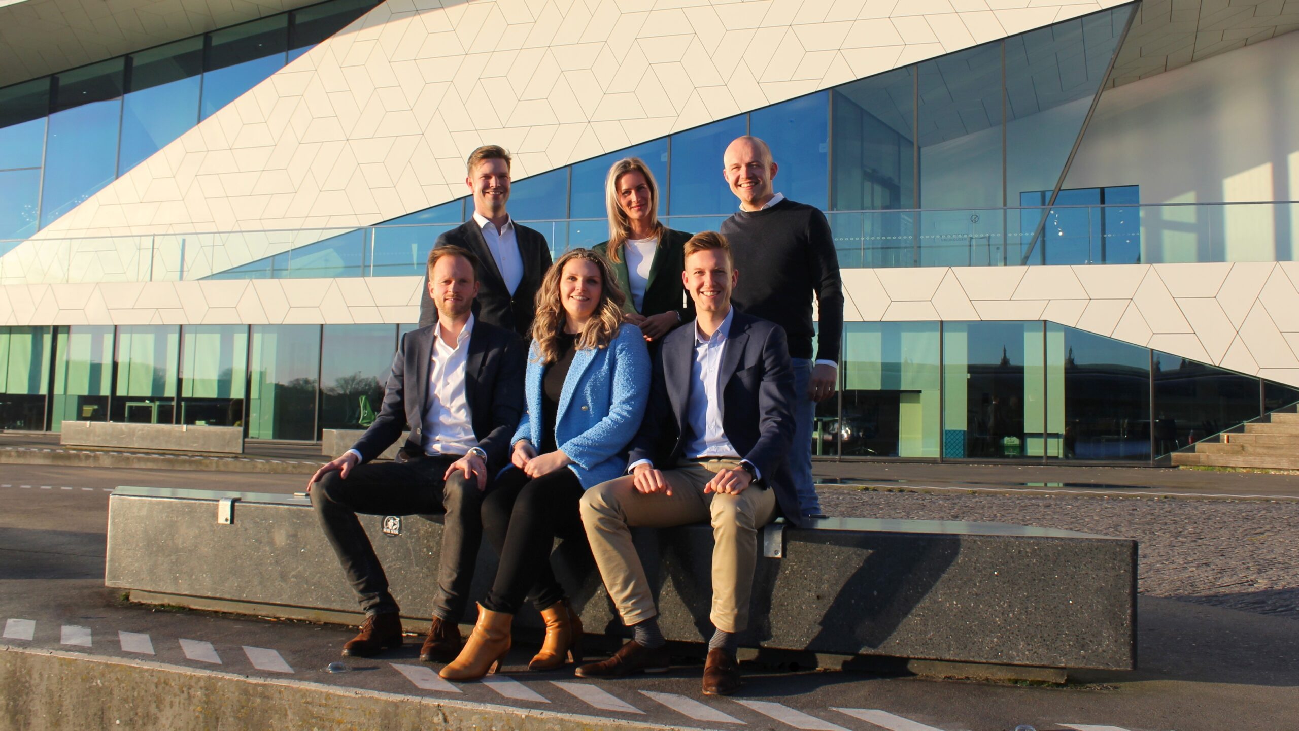 V.l.nr.: Arnoud van der Wijk (SADC), Noortje Veldhof (Dura Vermeer), Harm van der Weiden (BuildingForLife), Bob Poot (Interparking Nederland), Kirsten de Goede (PKF Wallast), Brian Tool (Lidl Nederland). 