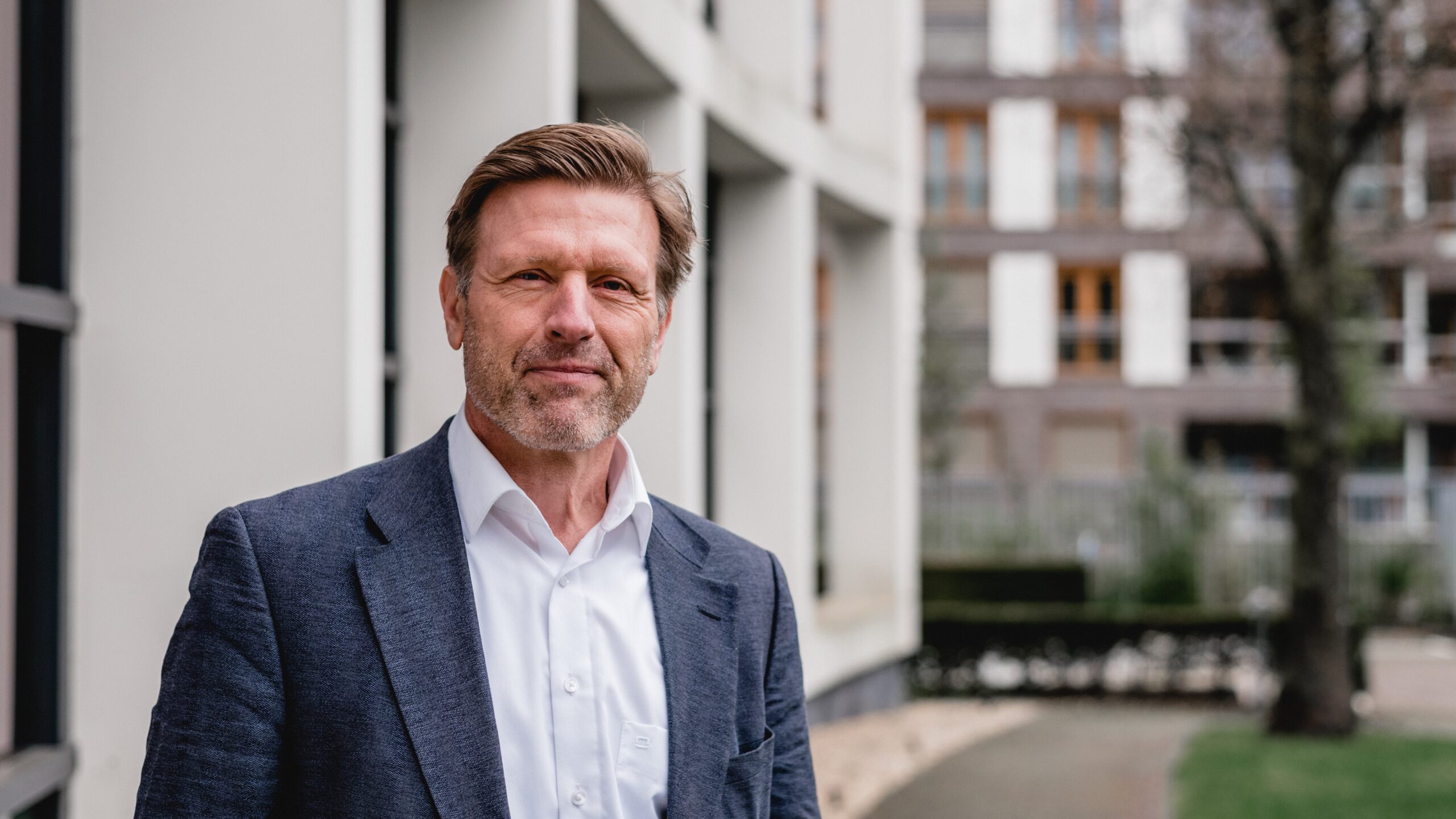 Na een telefoontje van Volker Wessels ging het vastgoedvuurtje bij Jetze Steensma weer branden. Foto: Jannike Huisman
