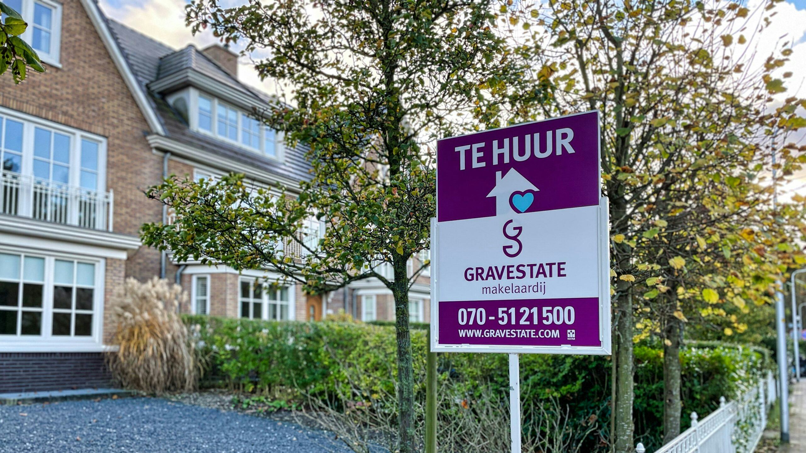 Ondernemers in de verhuur en handel van onroerend goed zijn het meest positief gestemd, aldus het cbs