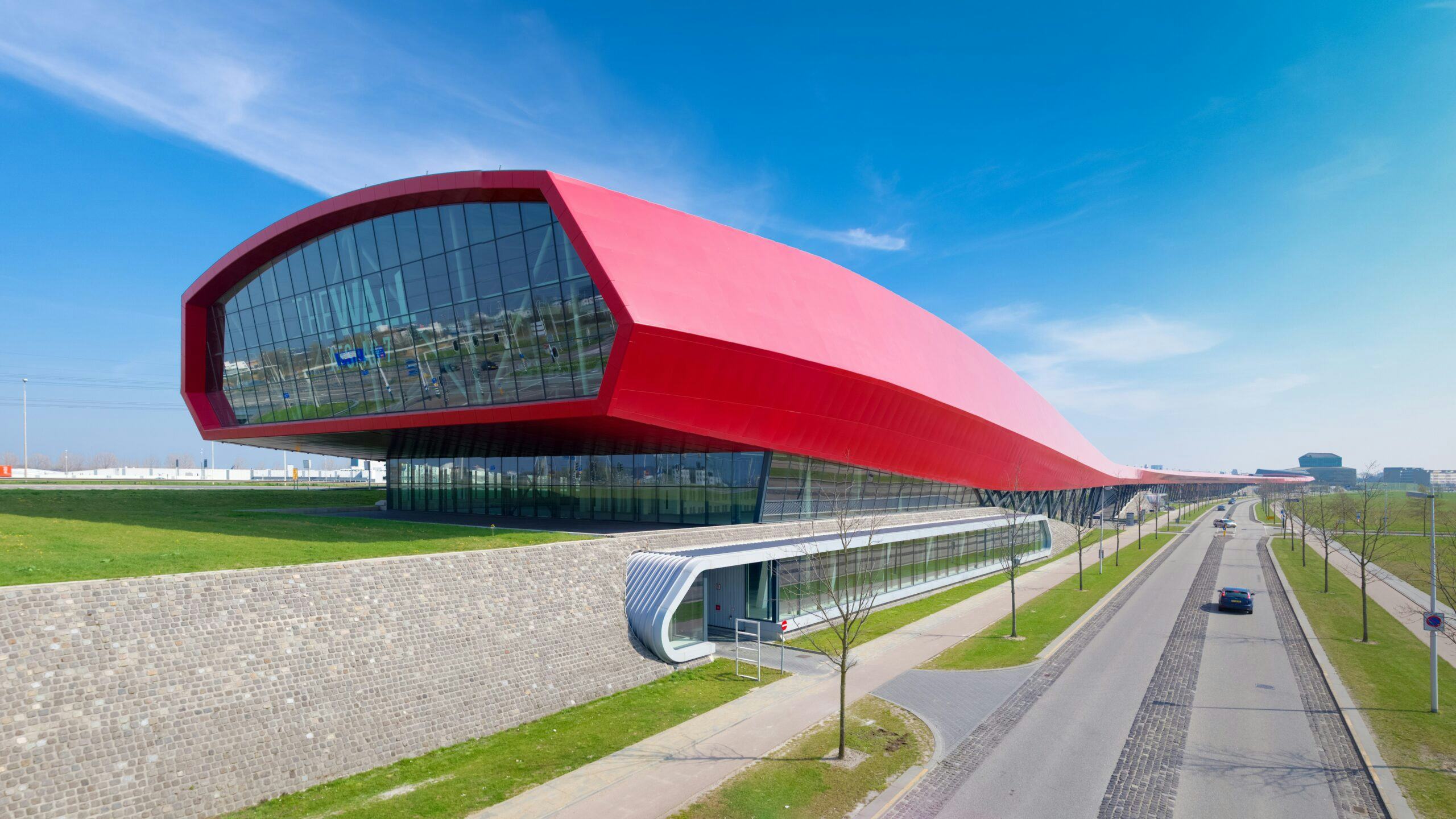 The Wall, een uniek mixed use retail- en leisurecentrum langs de A2 bij Utrecht, heeft de leegstand sterk teruggebracht en trekt nu twee miljoen bezoekers per jaar.