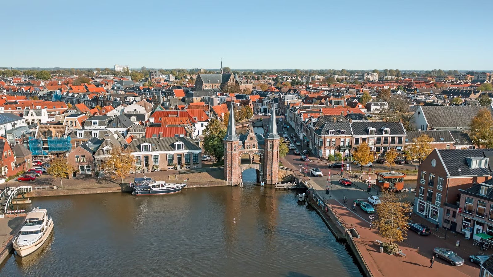 Friesland geeft 2,3 miljoen euro voor verduurzamen lokale gebouwen