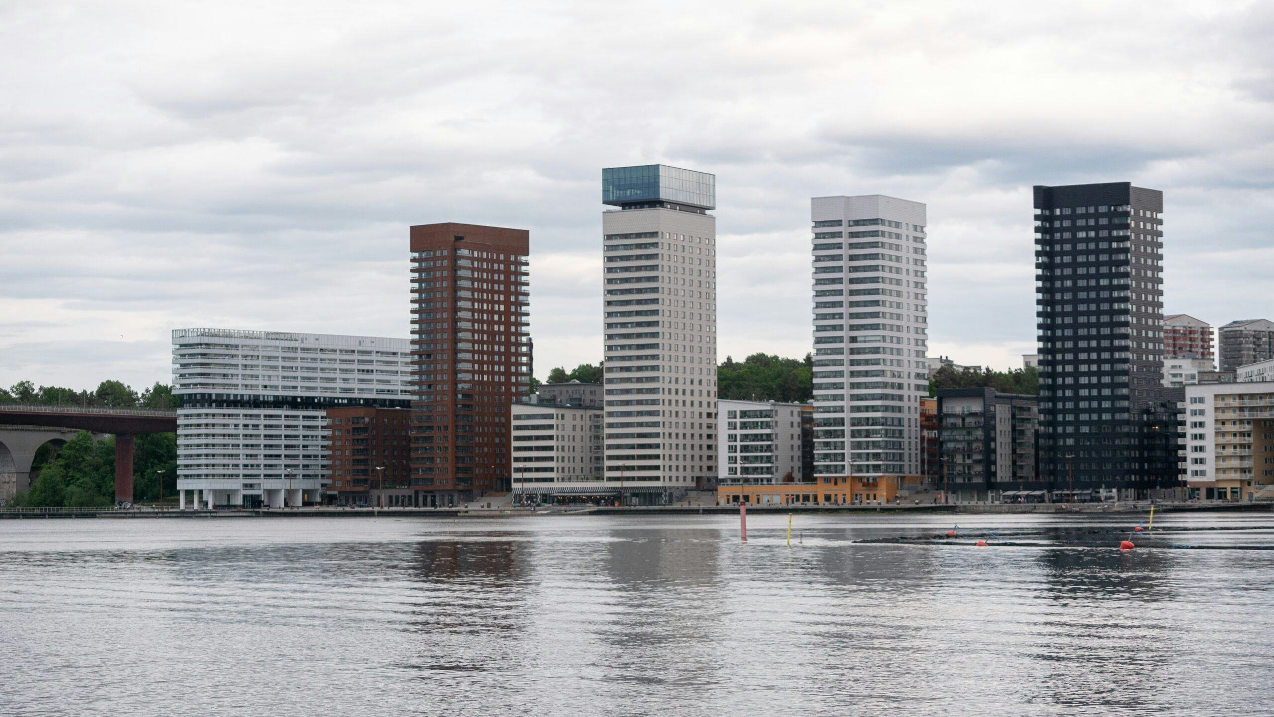 Zweeds vastgoedfonds SBB dieper in problemen na kredietverlaging