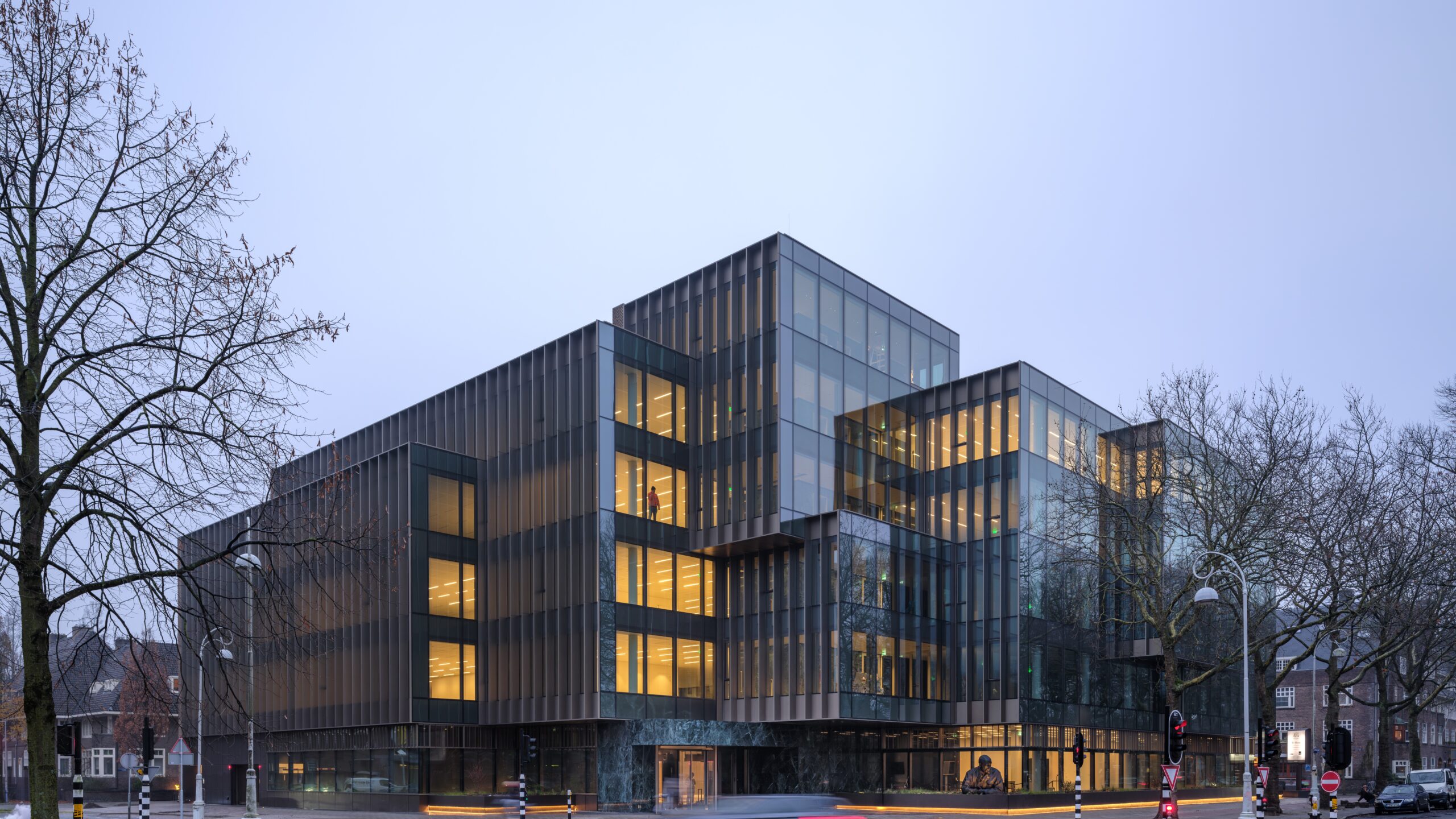 Kroonenberg presenteert nieuw kantoorpand Apollolaan 171