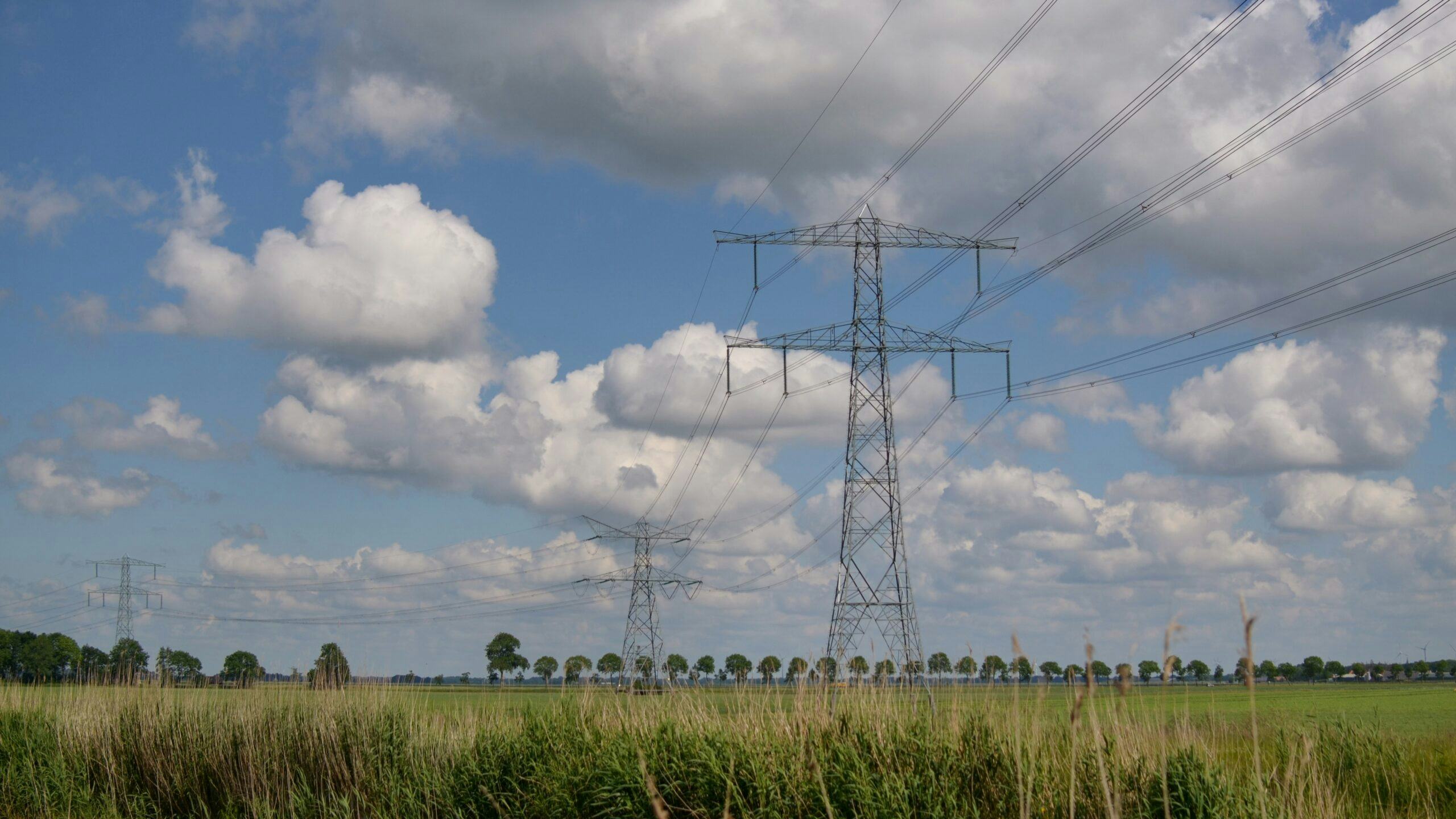 EIB verstrekt 500 miljoen aan Enexis vanwege overbelast stroomnet