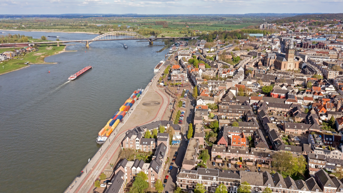 Nijmegen wil tot 2030 10.000 woningen bouwen binnen de stadsgrenzen en nog 5000 woningen extra tot 2040