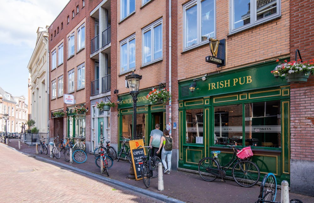 Amvest verkoopt Irish Pub in Utrecht aan particulieren