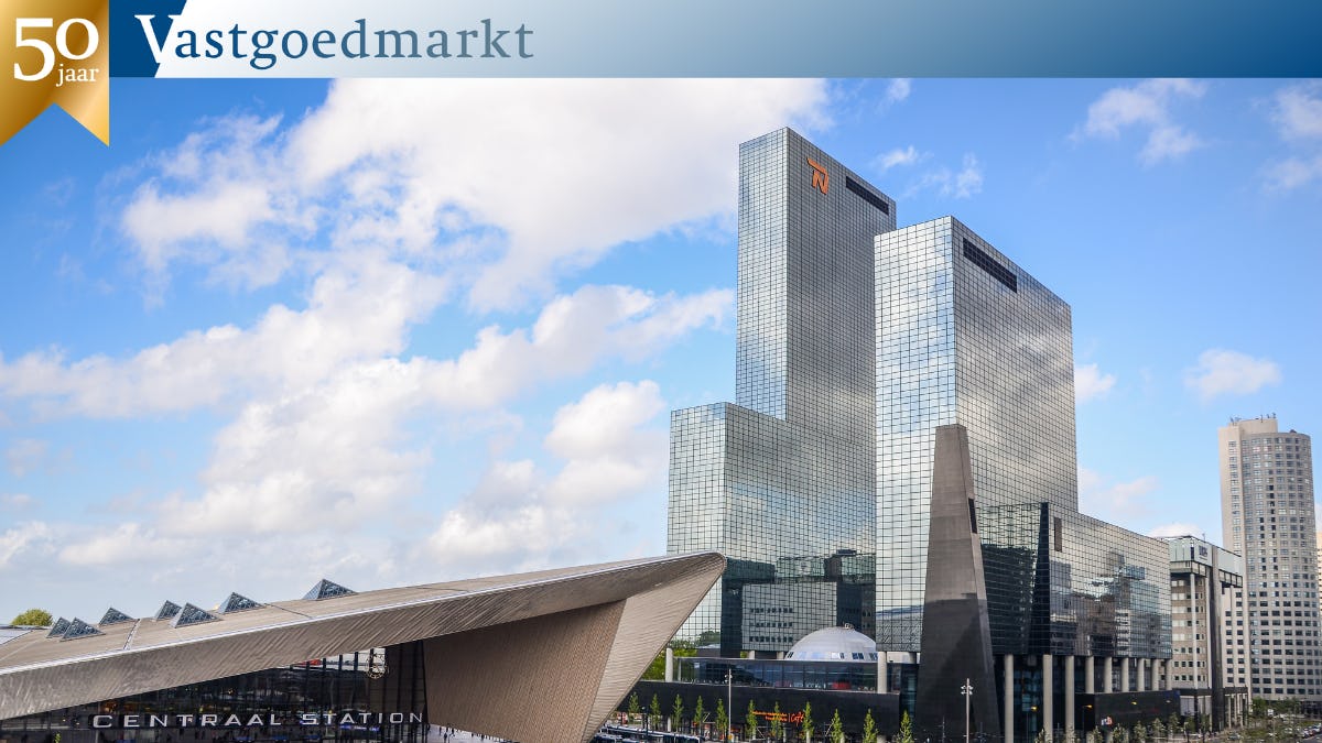 Na drie eerdere reddingspogingen komt de wankelende Westland/Utrecht Hypotheekbank (WUHB) definitief in handen van Na drie eerdere reddingspogingen komt de wankelende Westland/Utrecht Hypotheekbank (WUHB) definitief in handen van Nationale-Nederlanden.