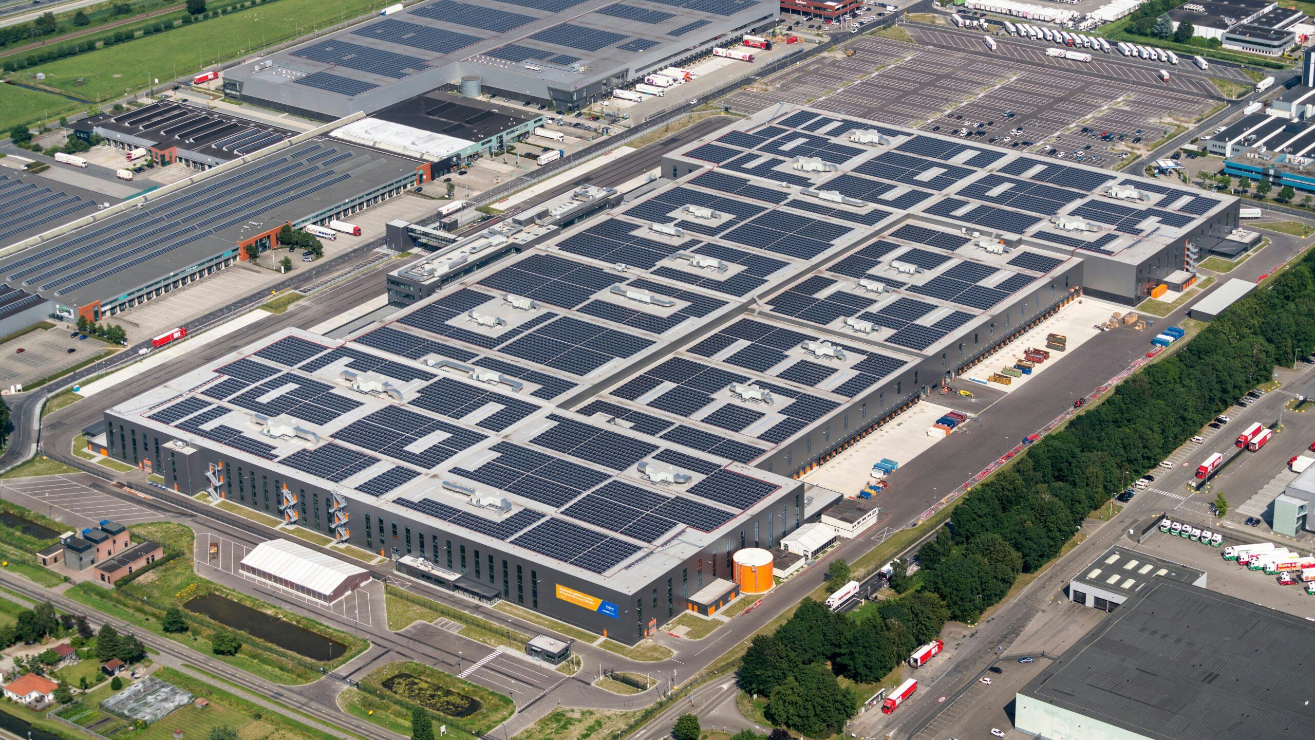 Investeringen in duurzaamheid kunnen bedrijven aanzienlijke voordelen opleveren, zoals een betere operationele efficiëntie, minder risico’s en een betere reputatie.