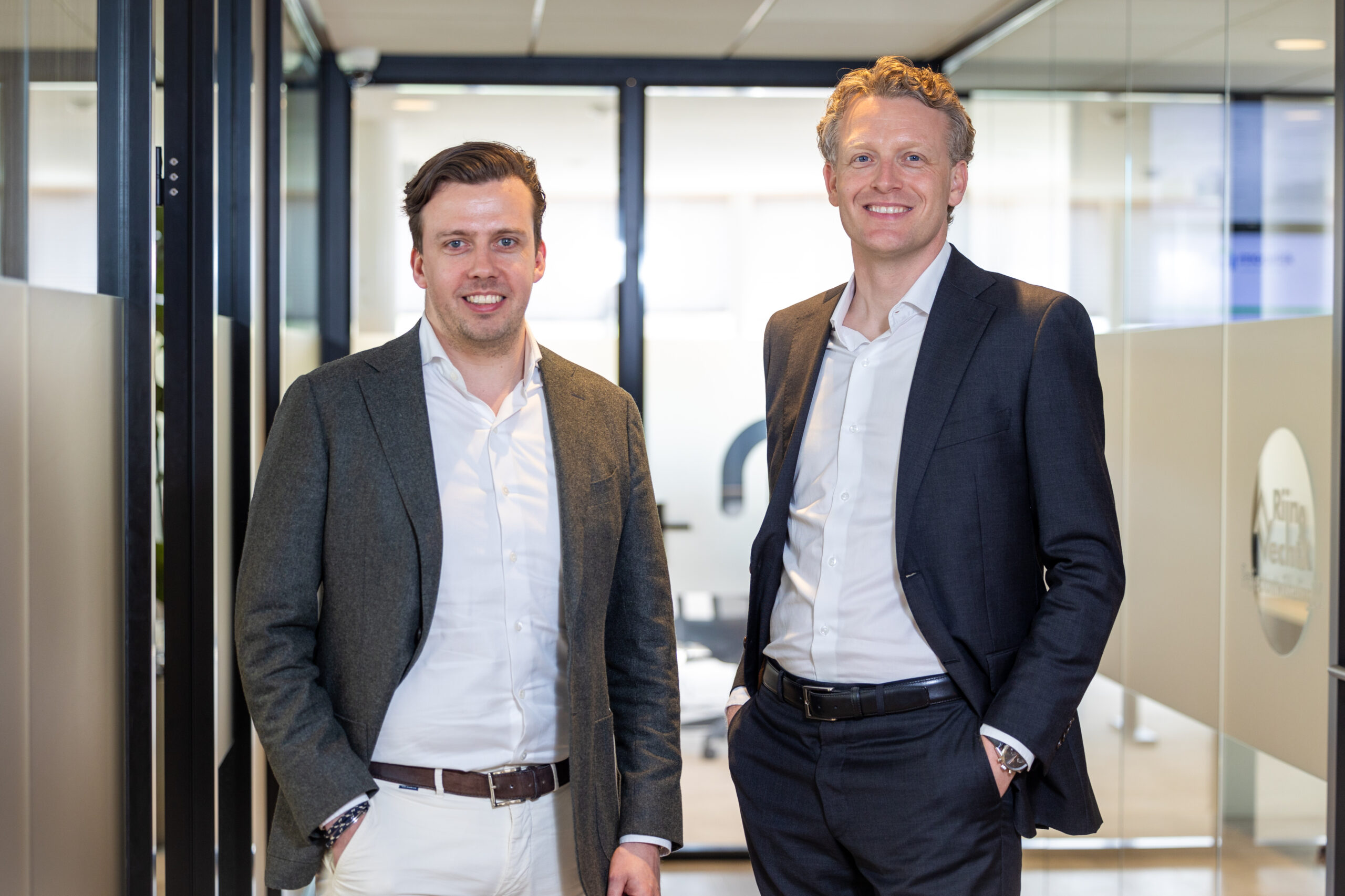 Niek Soetekouw (links) en Benjamin Westdorp van Mogelijk Vastgoedfinancieringen. 