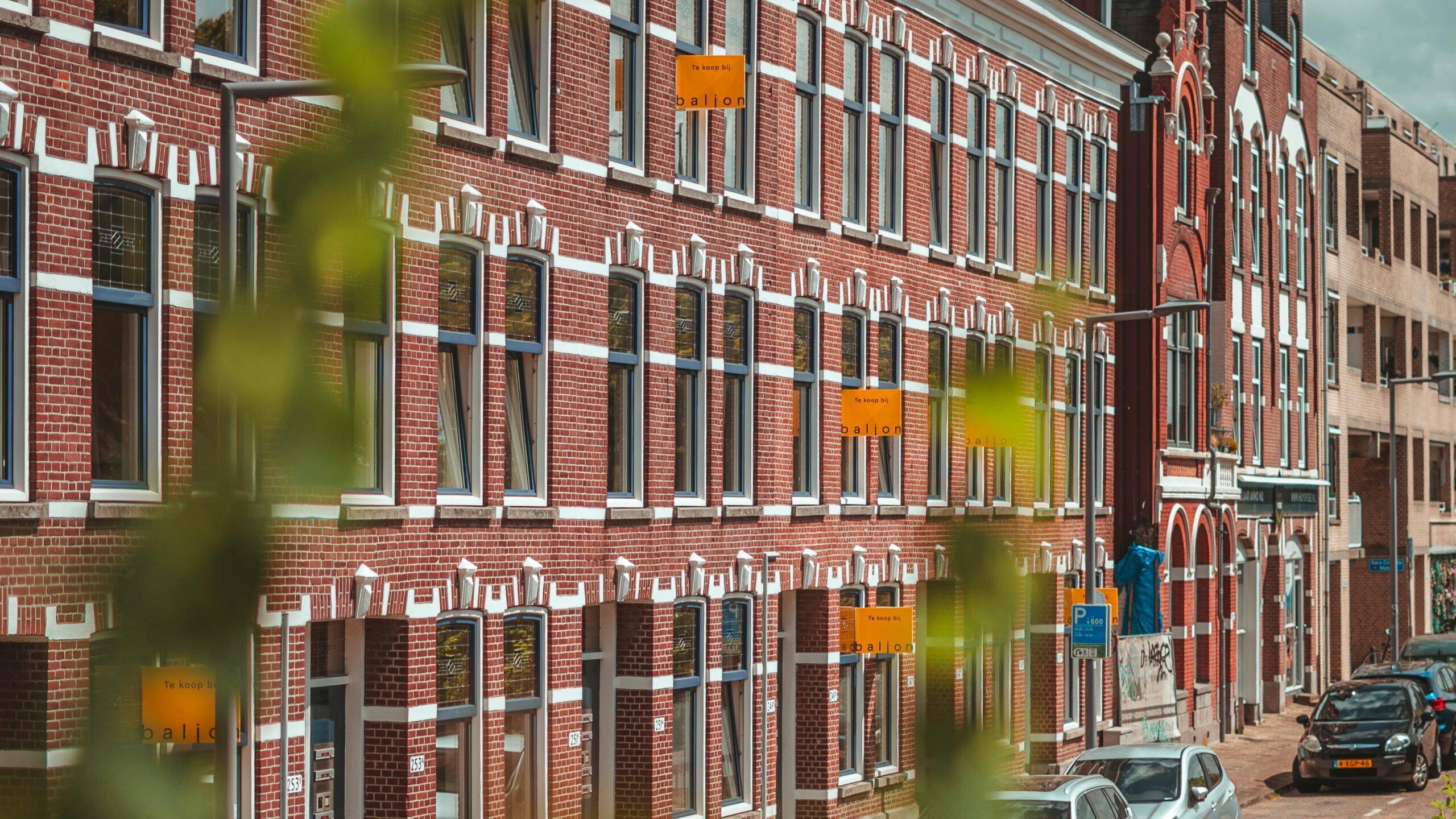 Wegwezen of doorverhuren? Hoe de uitpondgolf woningbeleggers verdeelt