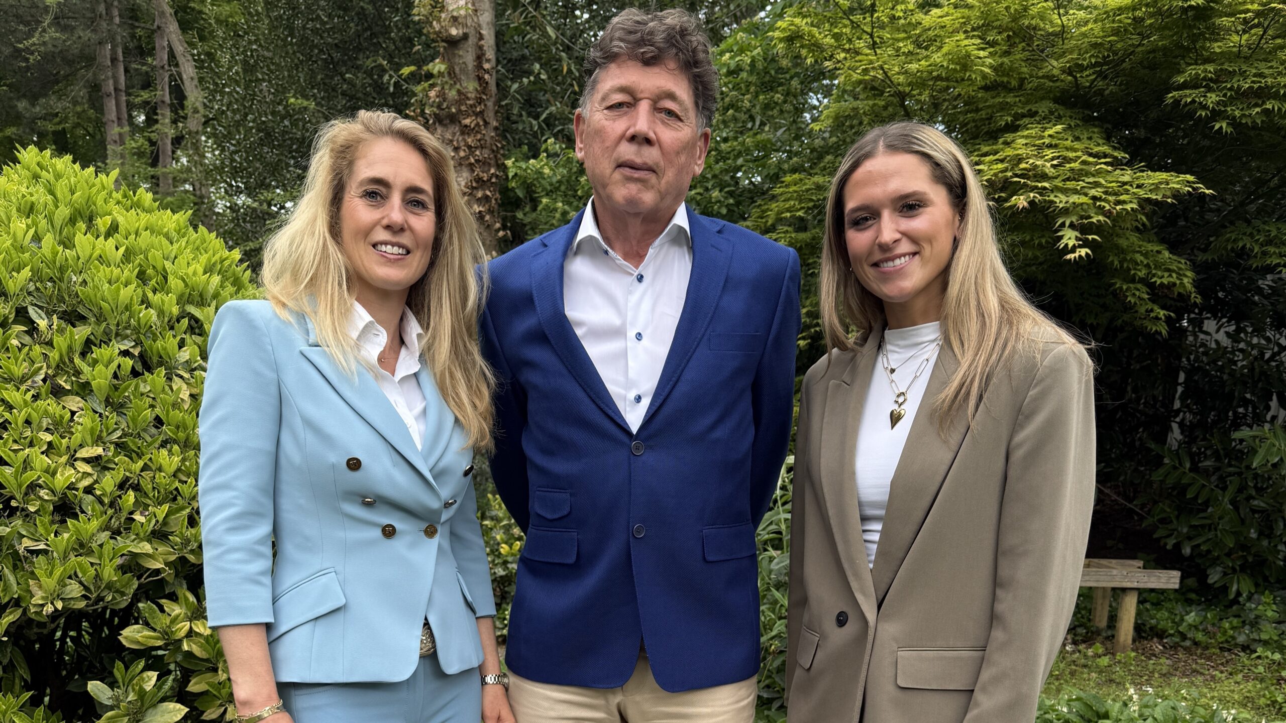 Van links naar rechts: Anja Oosterling, Ad Oosterling en Devon van der Toorn.