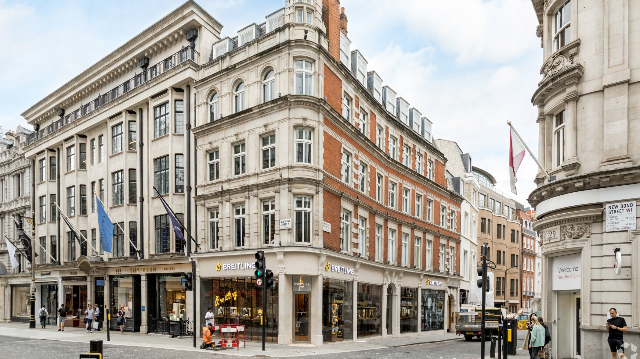 Aankoop van Blackstone in Bond Street, Londen. Foto: Blackstone