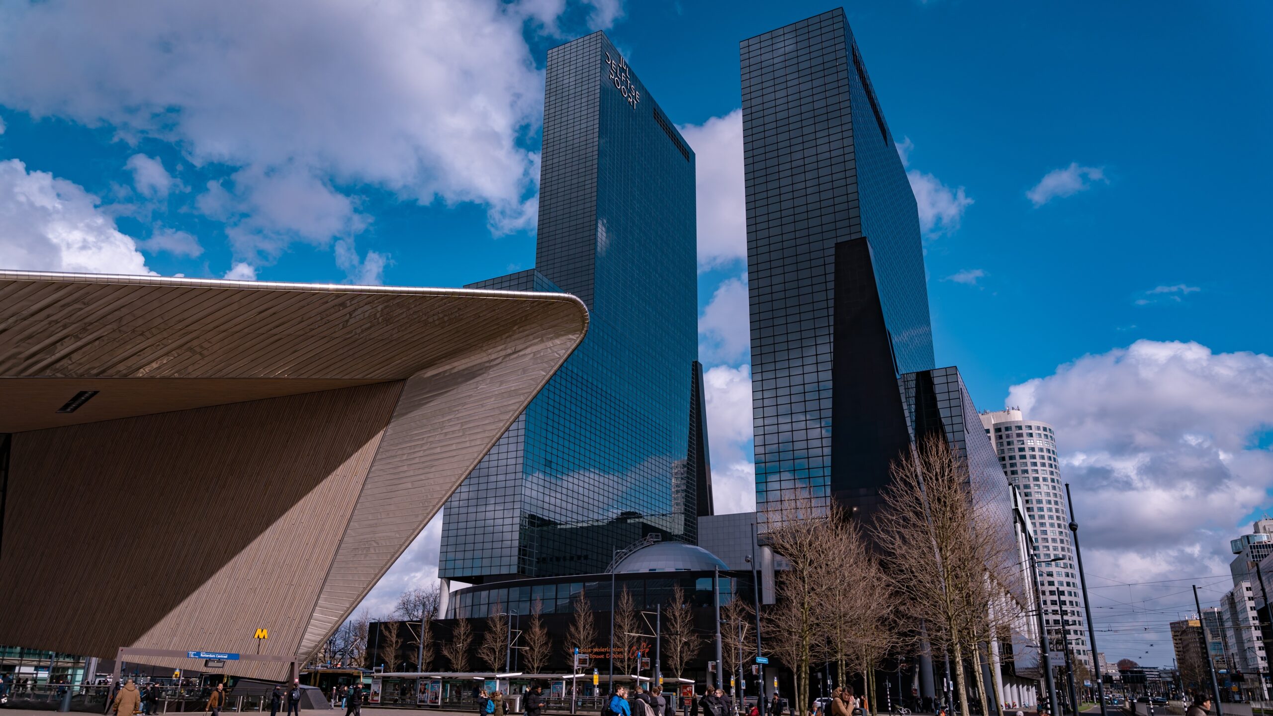 De Delftse Poort in het centrum van Rotterdam, één van de gebouwen uit het Dutch Office Fund (DOF) die verkocht zouden worden. Beeld: Christian Badescu / Shutterstock.com