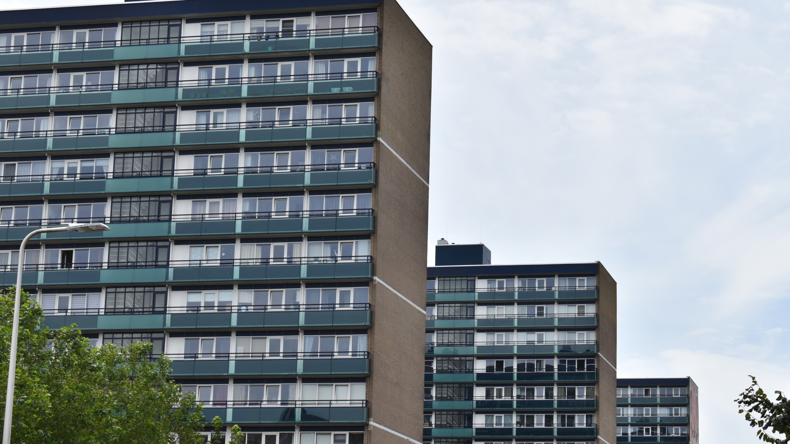 Appartementenblokken in Overvecht. In deze Utrechtse wijk zou uitpondverloedering spelen. Foto: Stoqliq / Shutterstock.com