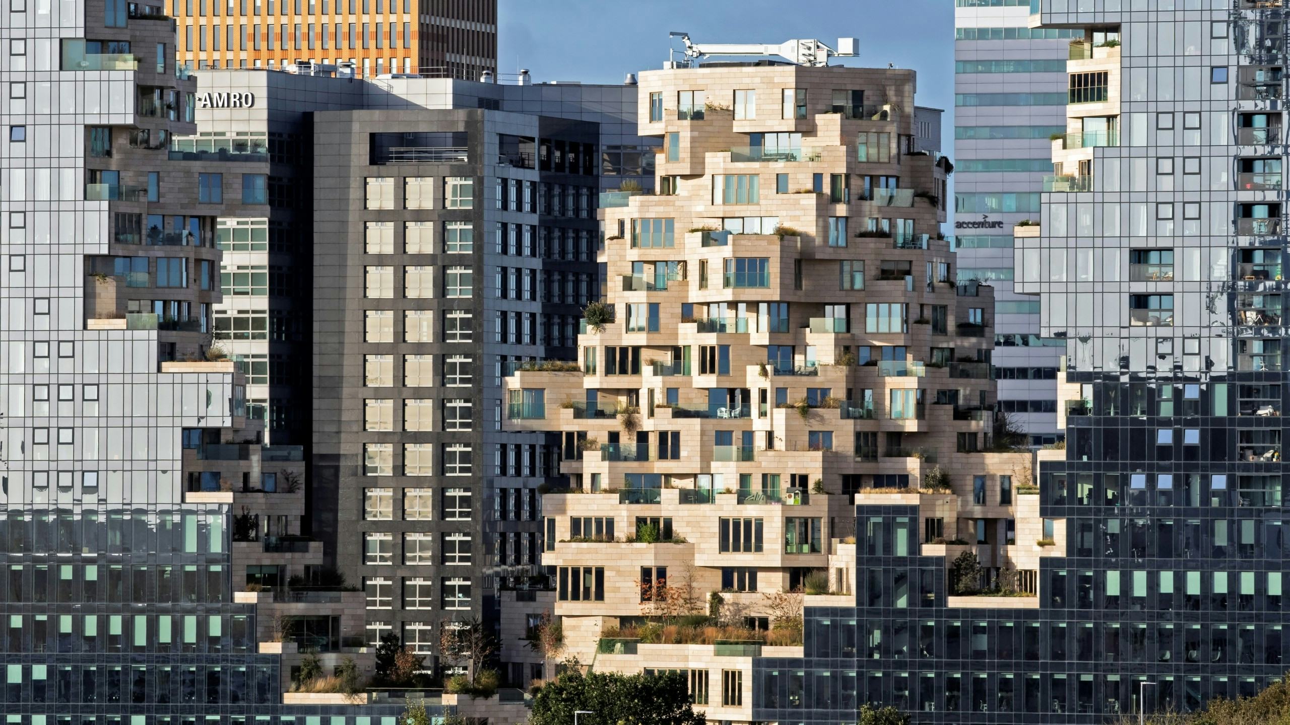 De tweedeling tussen gloednieuwe kantoren op A-locaties en verouderde kantoren op minder populaire plekken wordt almaar duidelijker. Foto: VanderWolf Images / Shutterstock