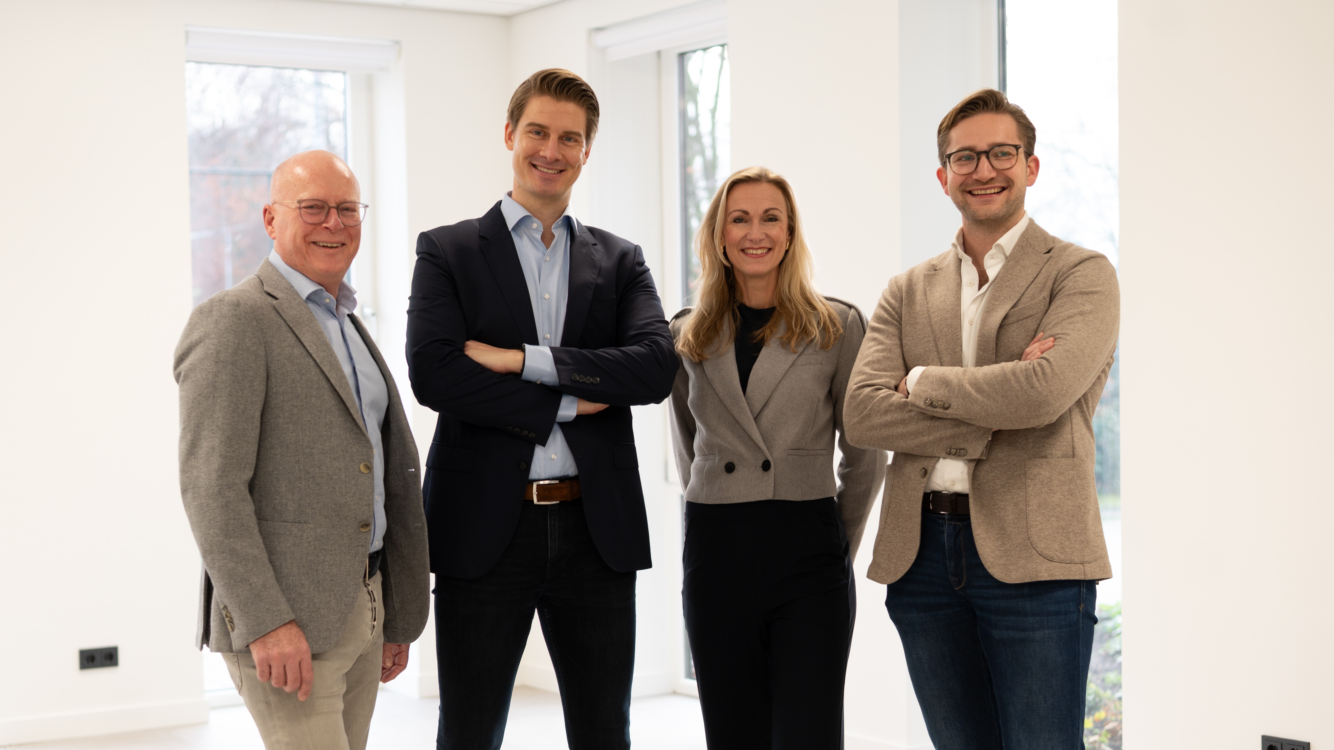 V.l.n.r.: Luc Beumer, Dennis van Lier, Nathalie Gellekink-Stol en Tom Hillenaar.