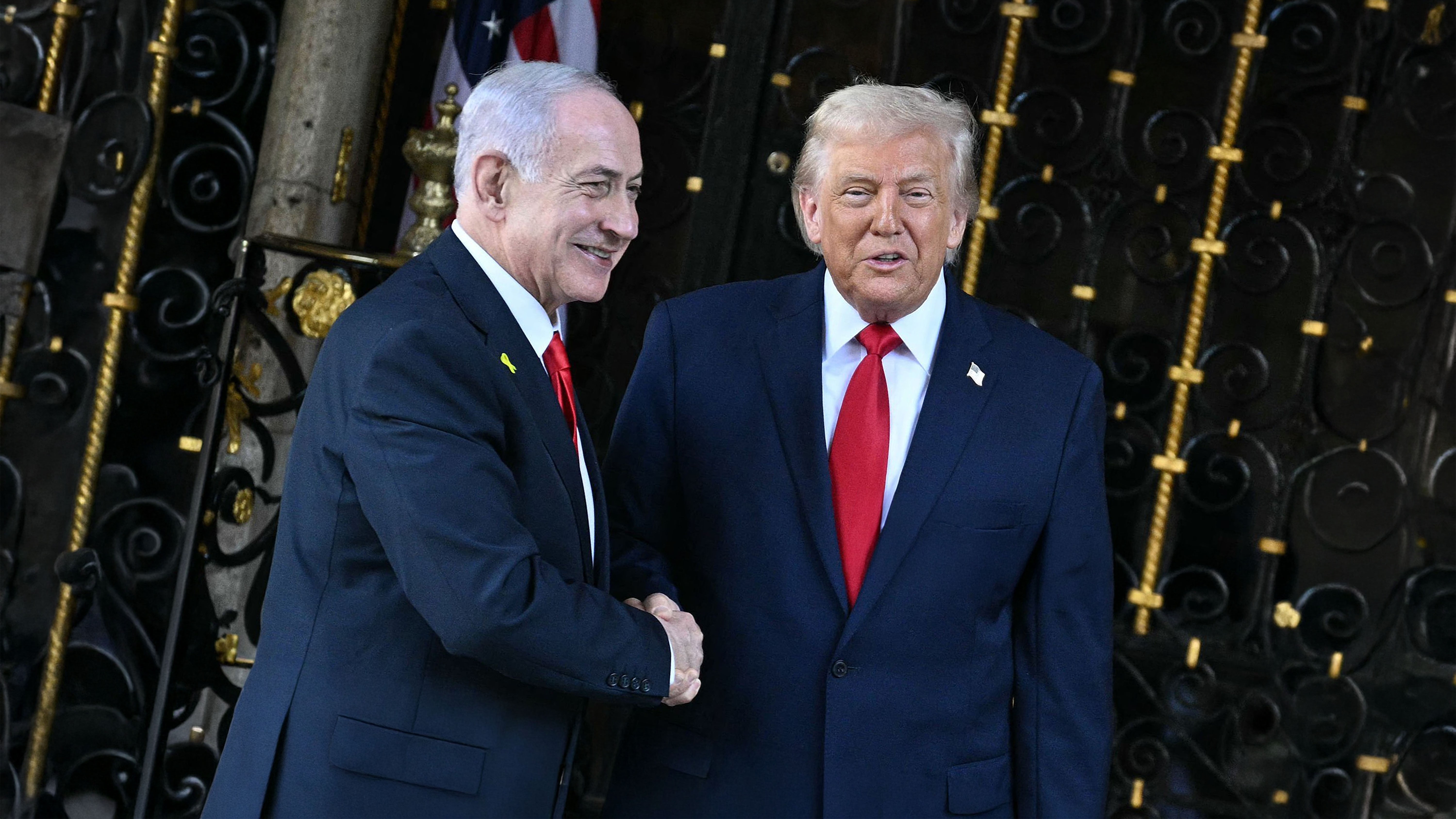 Houdt de oorlog aan, dan kunnen een hogere inflatie en rente leiden tot lagere waarderingen van vastgoed. Foto: Lucas Parker / Shutterstock.com