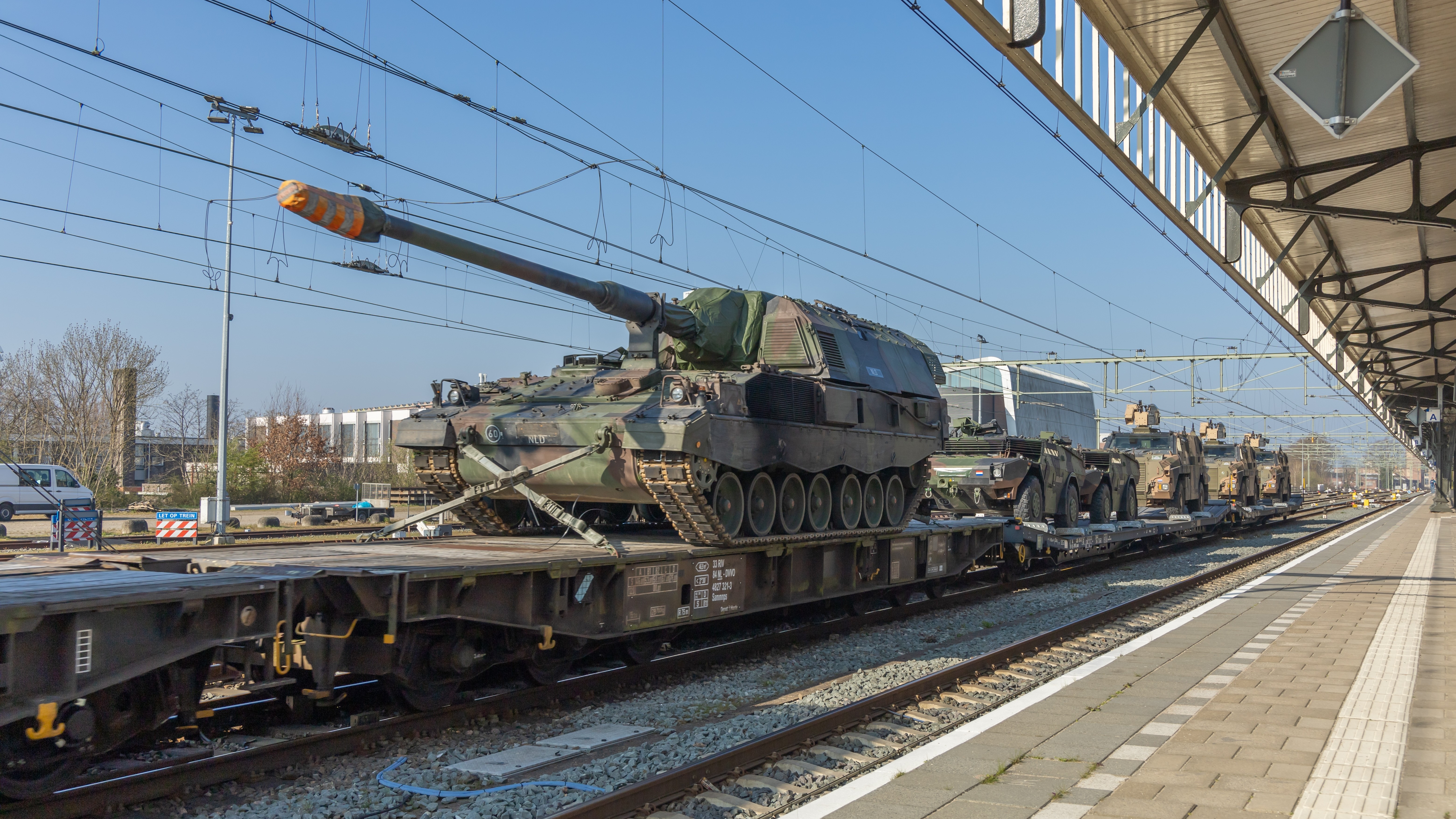 De heropleving van de defensie-industrie zorgt volgens onderzoek voor meer vraag naar logistiek vastgoed. Foto: PixelBiss / Shutterstock.com