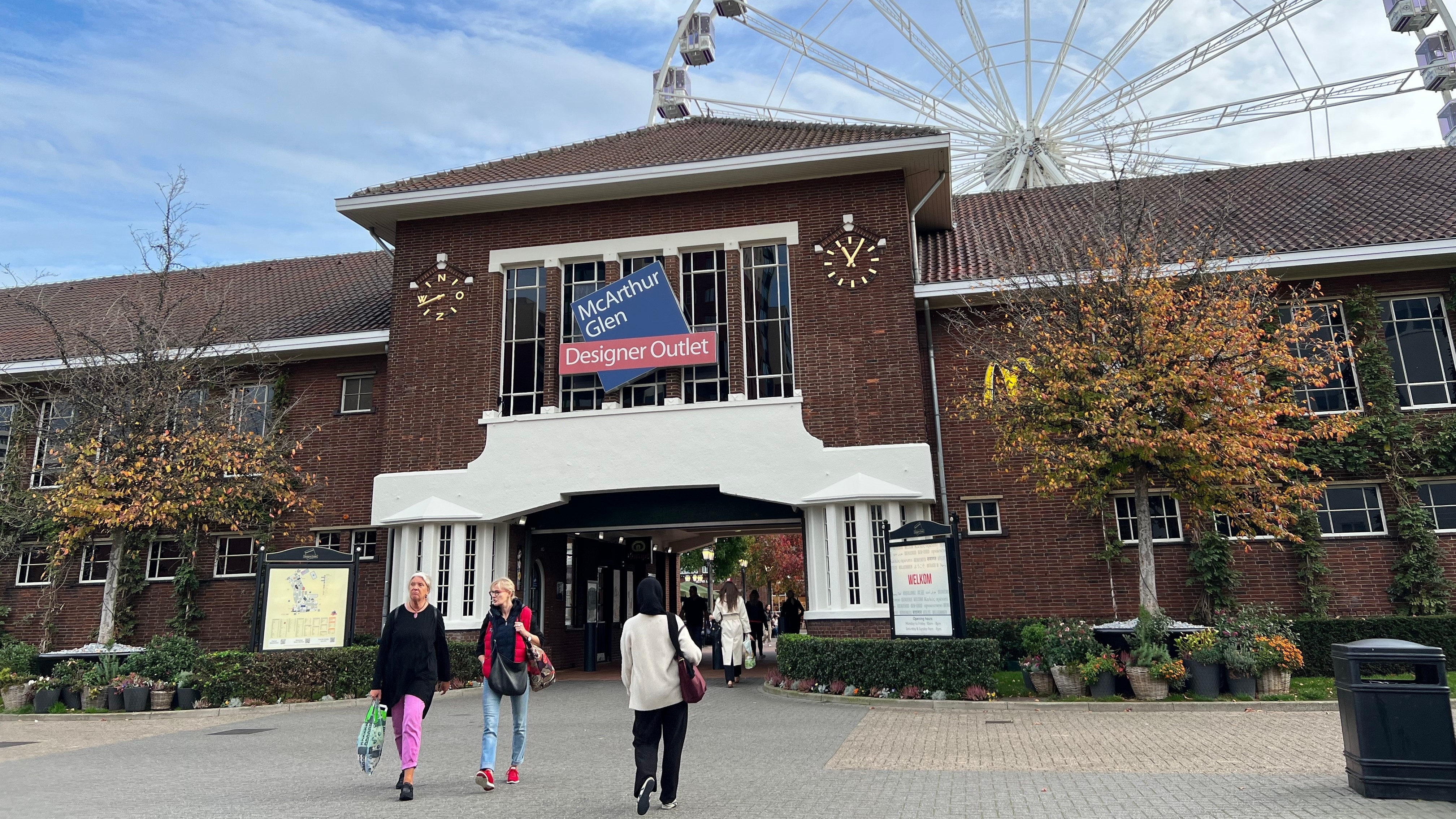 Van de 23 Europese outletcenters die Mcarthurglen bezit, presteert Designer Outlet Roermond het best qua omzet, merken en aantal bezoekers. Foto: Yunitae / Shutterstock.com