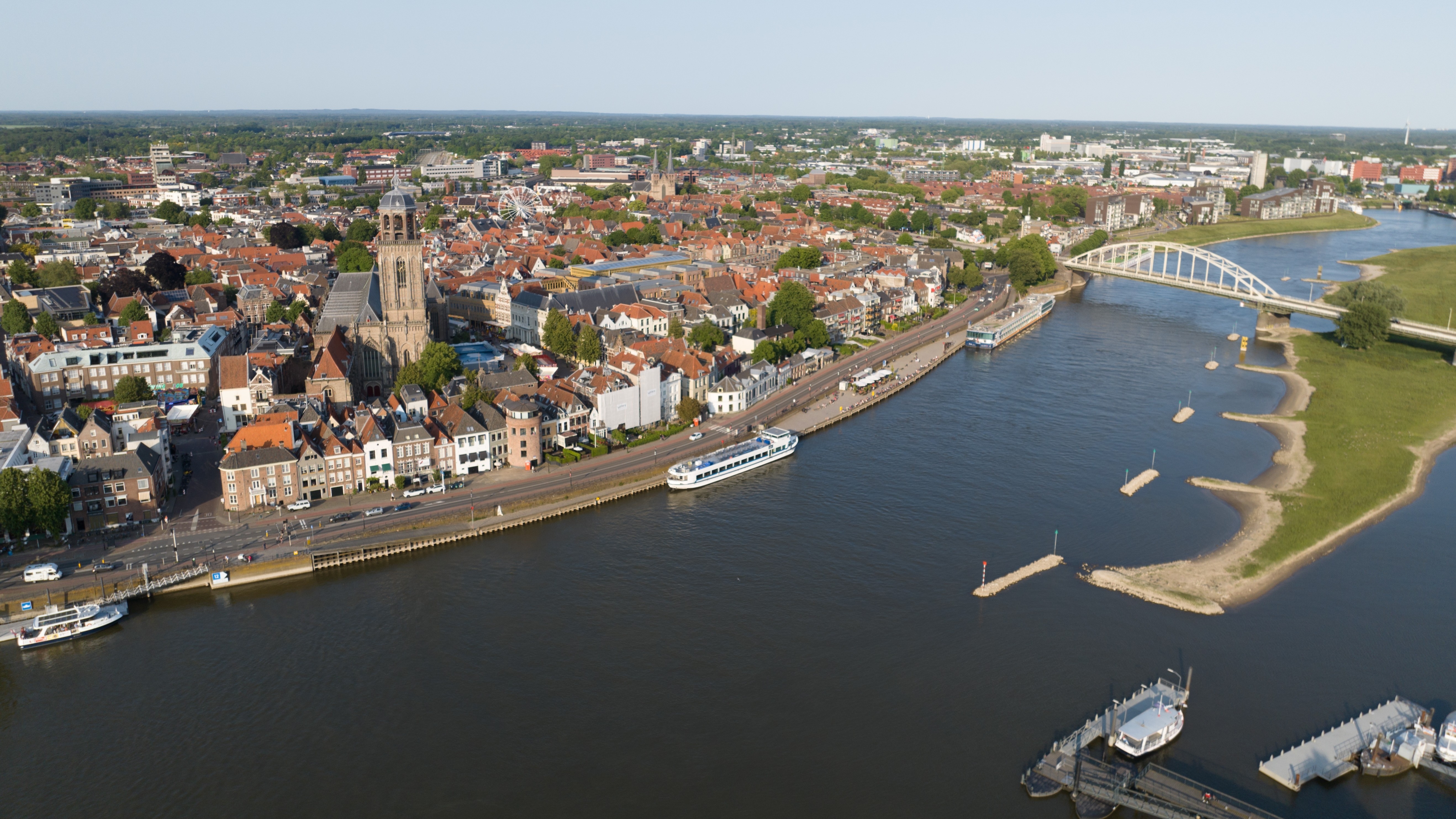 Deventer. Foto: Make more Aerials / Shutterstock.com